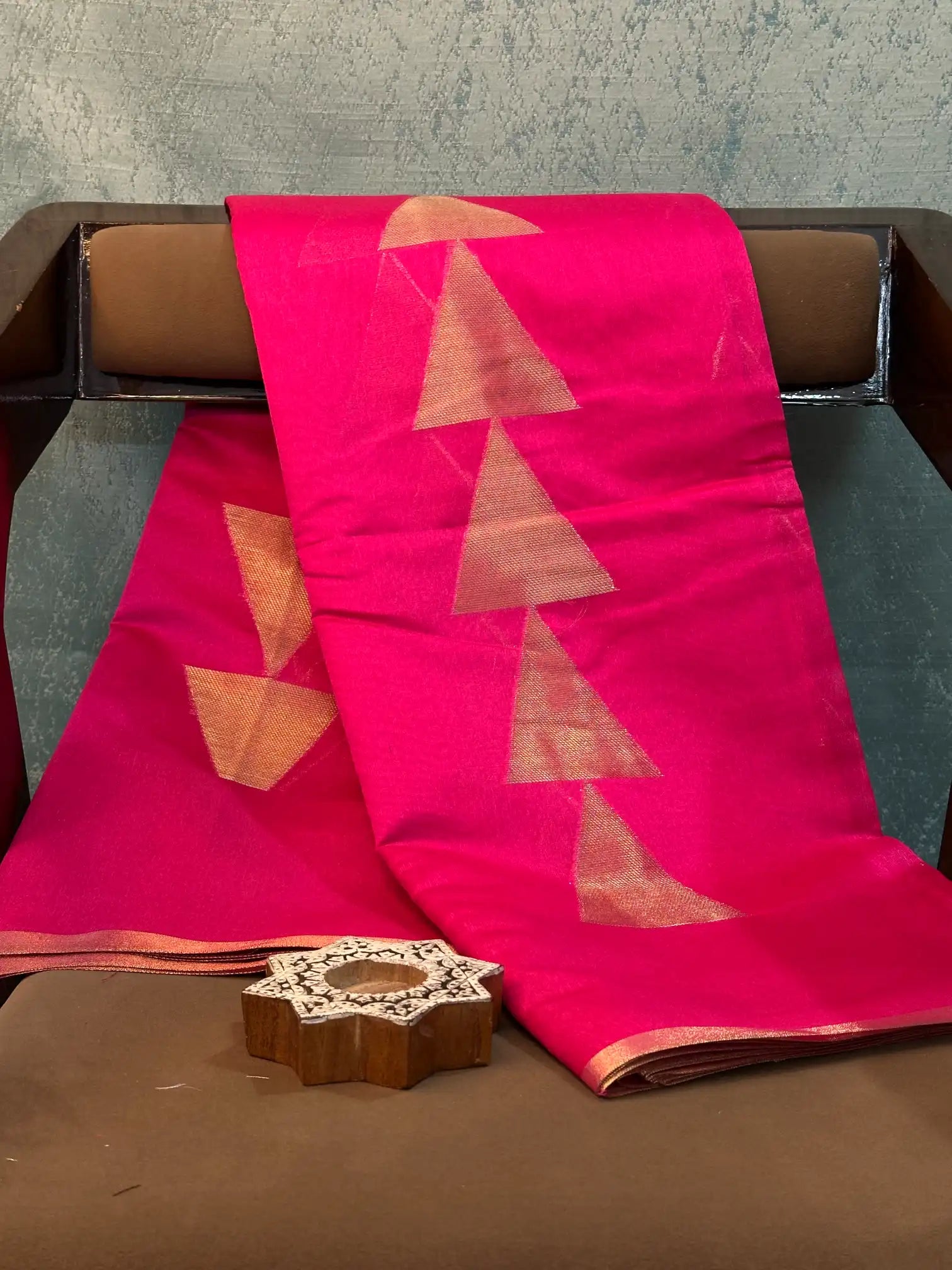 Eccentric Weave Softsilk Traditional Banarasi Saree
