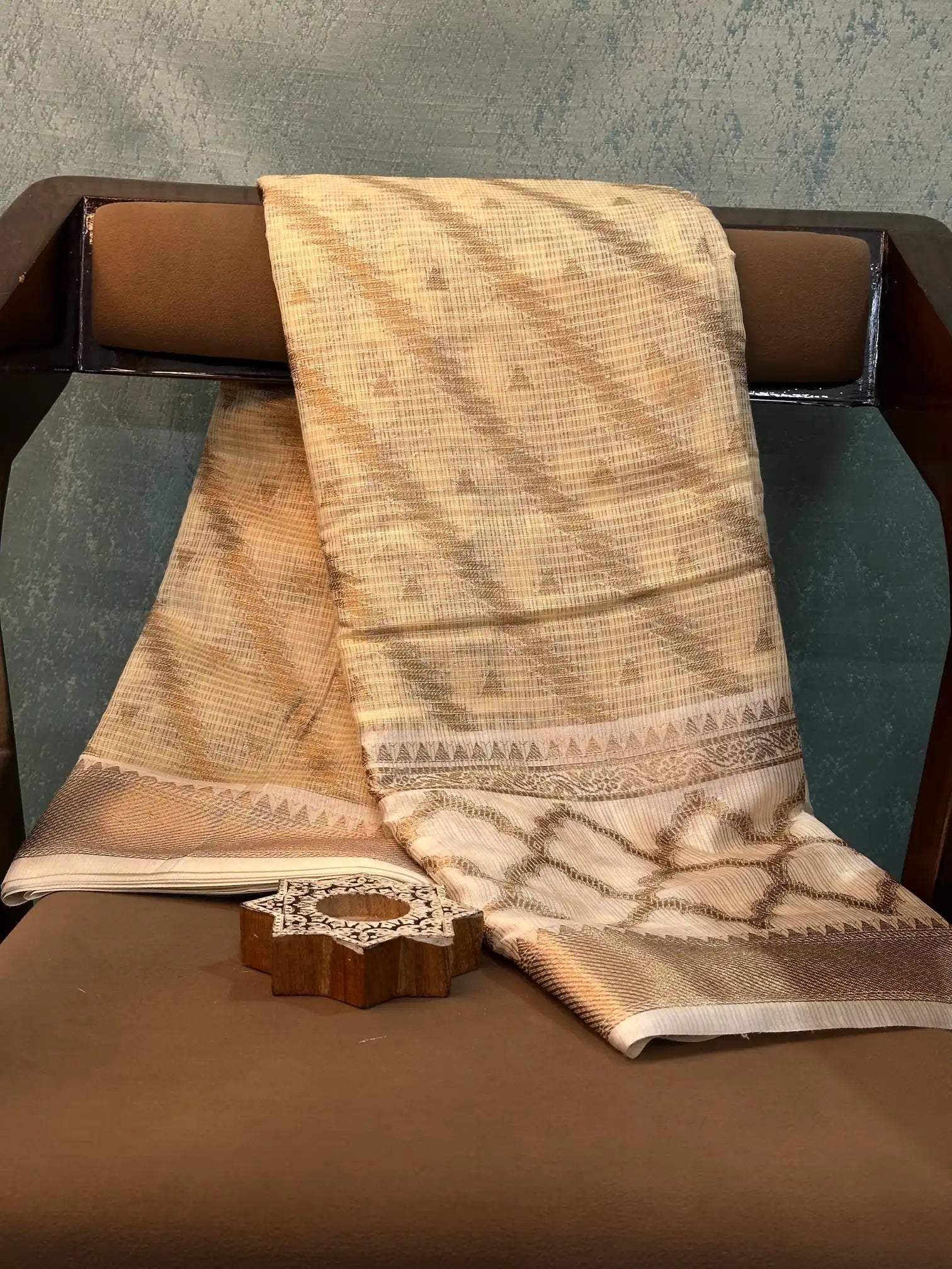 Eccentric Weave Softsilk Traditional Banarasi Saree