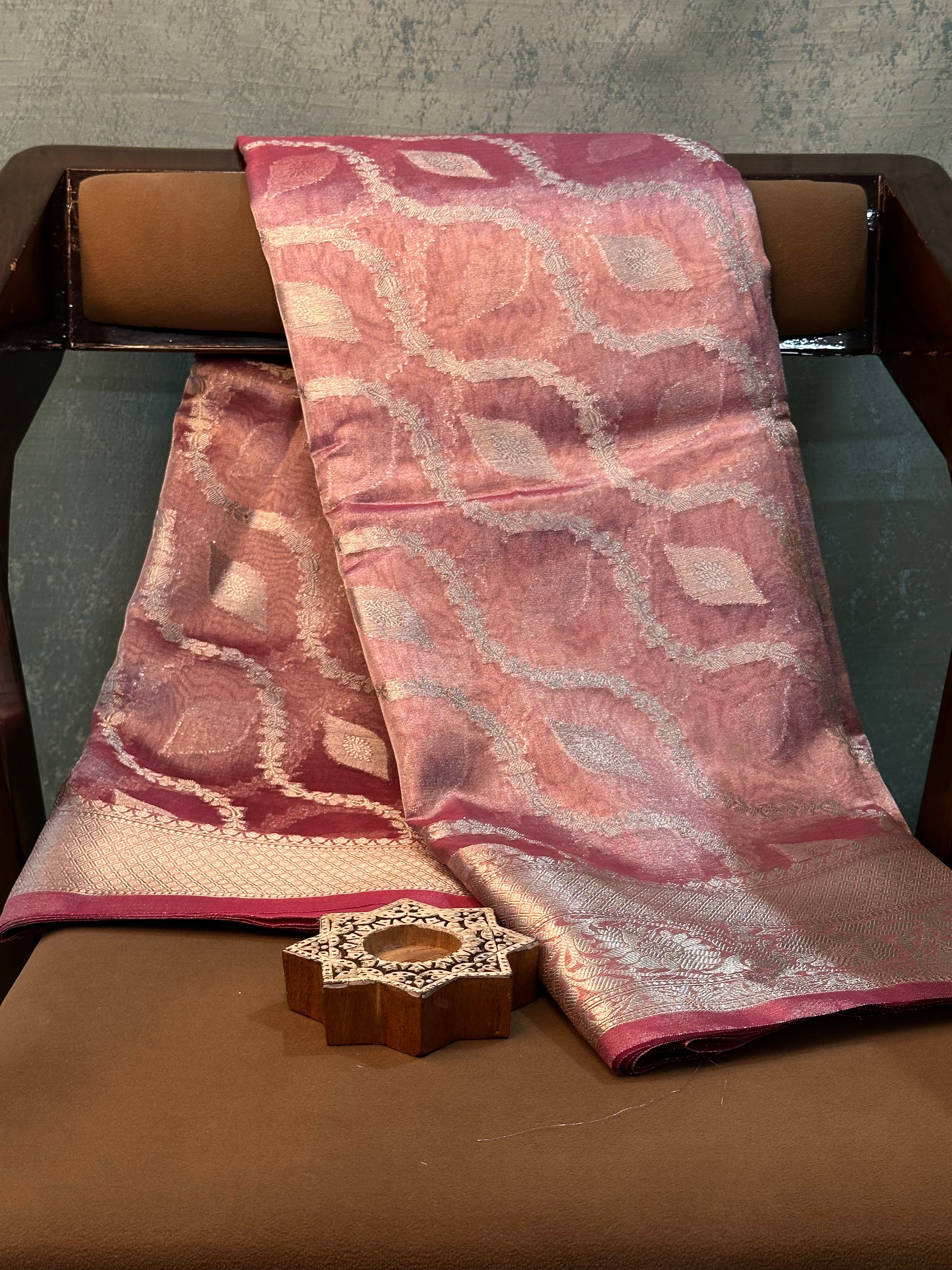 Contemporary Weave Kora Tissue Silk Banarasi Saree