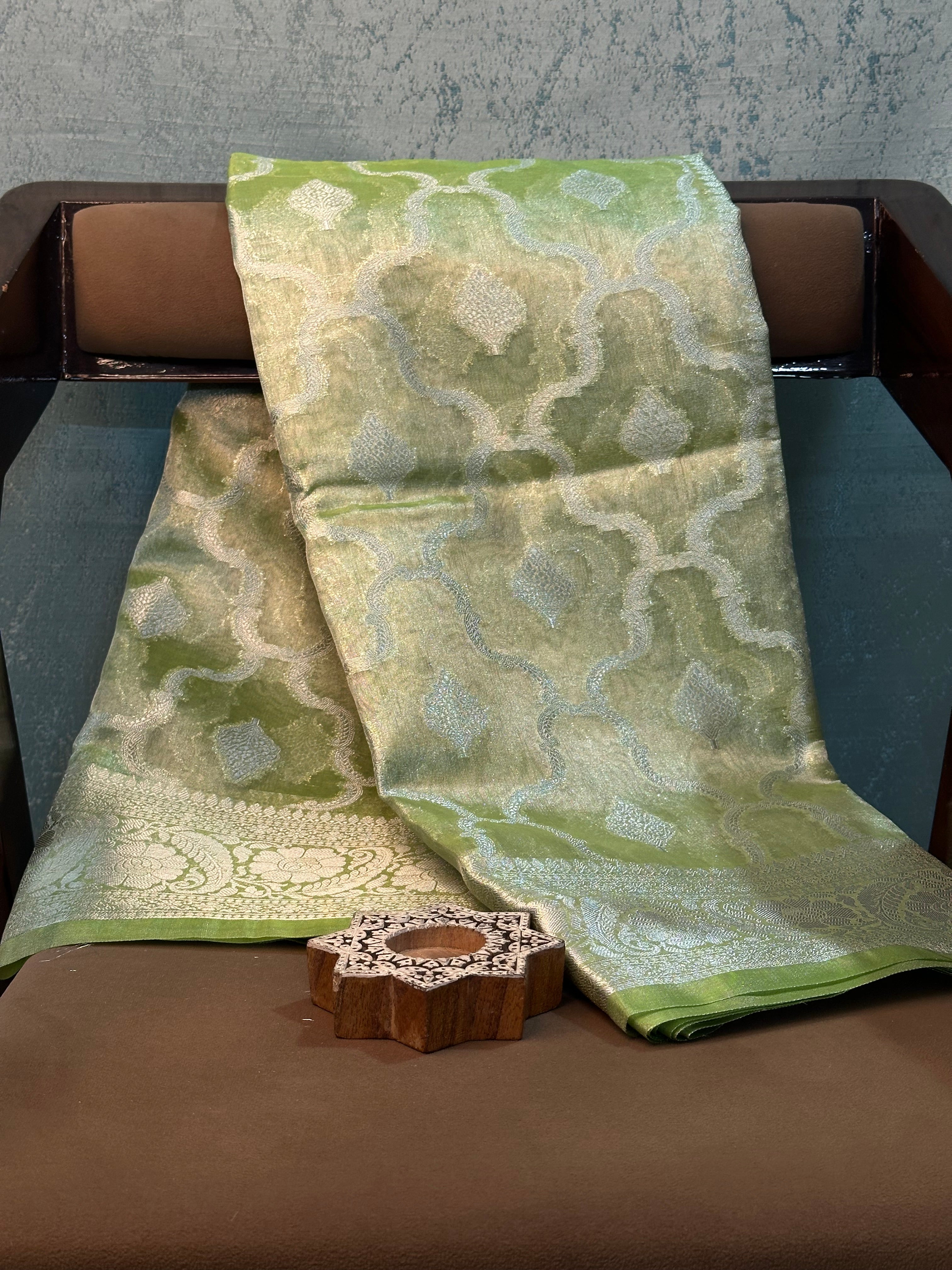 Contemporary Weave Kora Tissue Silk Banarasi Saree