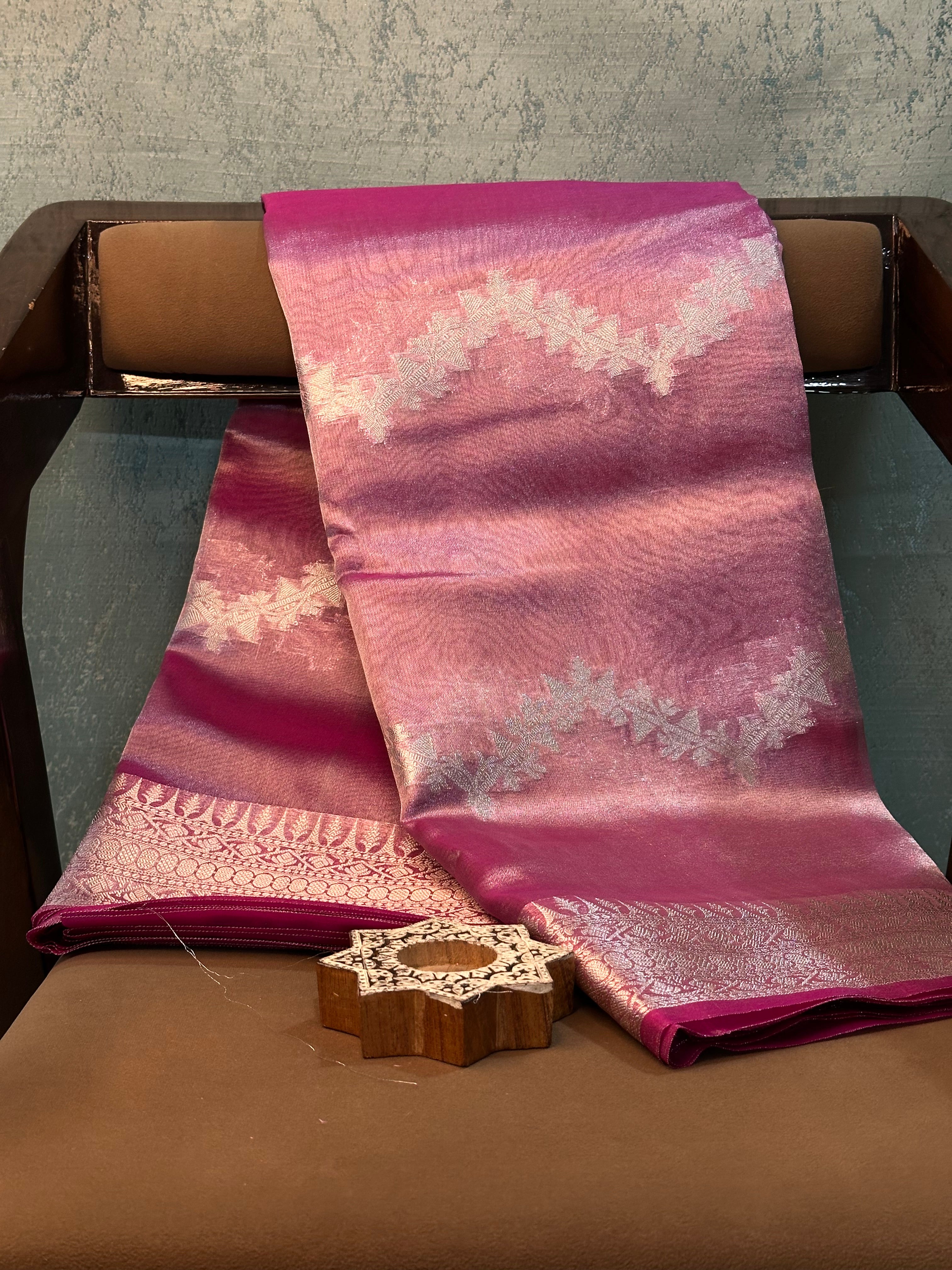 Contemporary Weave Kora Tissue Silk Banarasi Saree