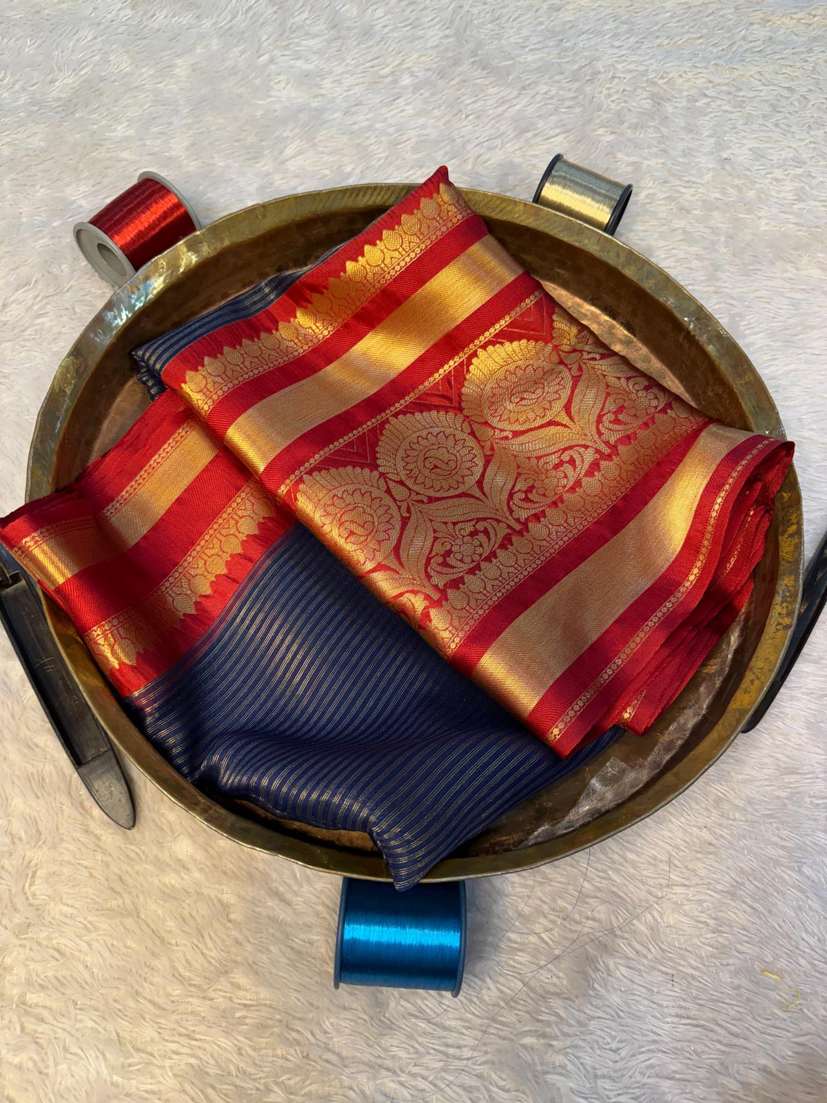 Trending Softsilk Jacquard Unique Banarasi Saree