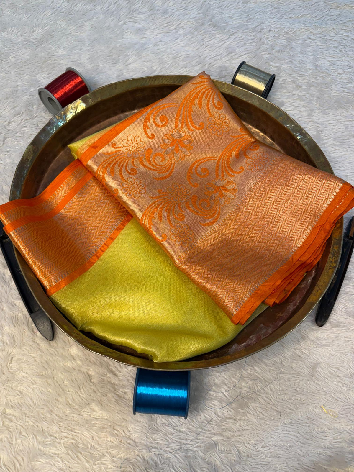 Trending Softsilk Jacquard Unique Banarasi Saree
