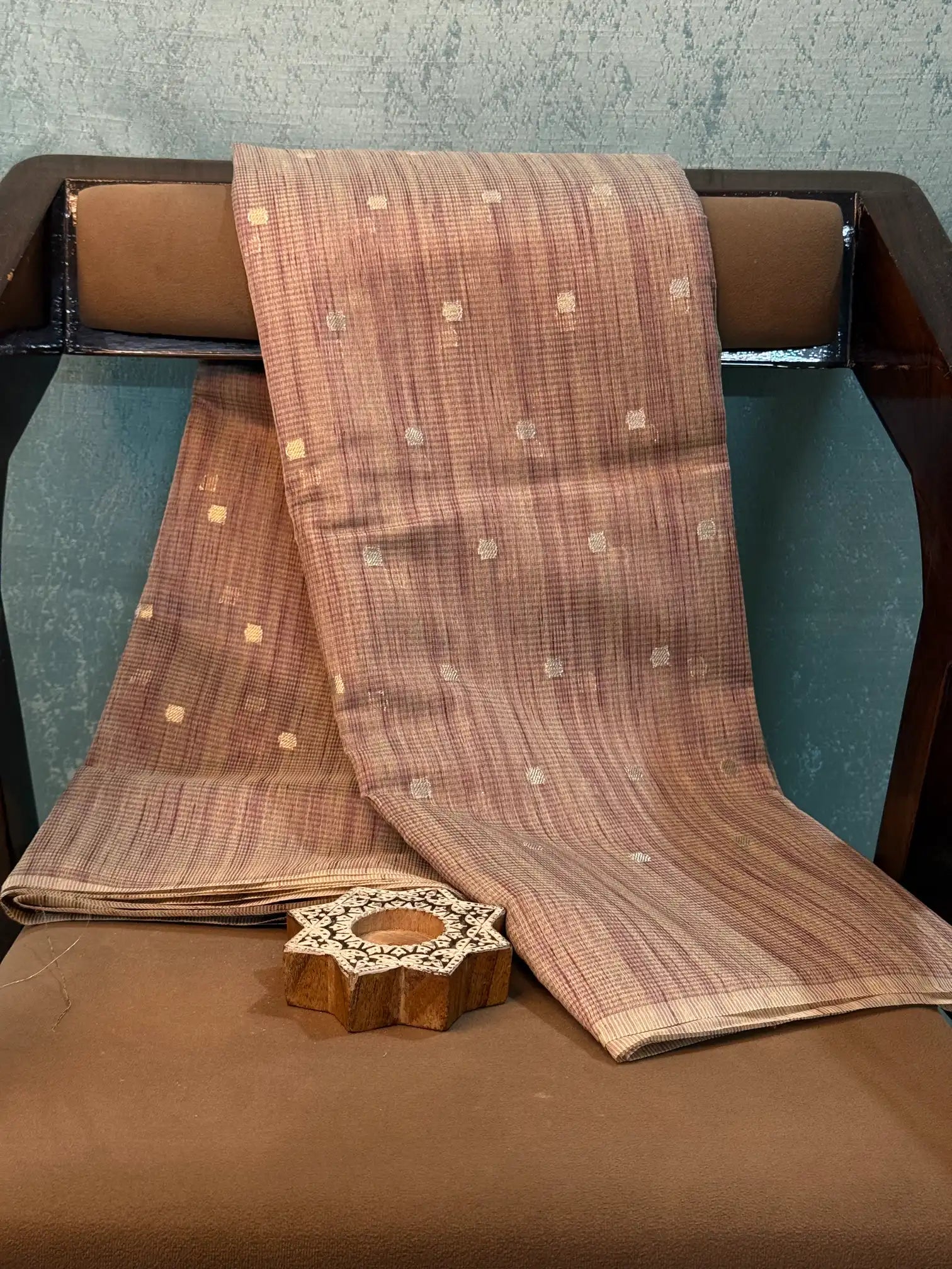 Contemporary Weave Kora Tissue Silk Banarasi Saree