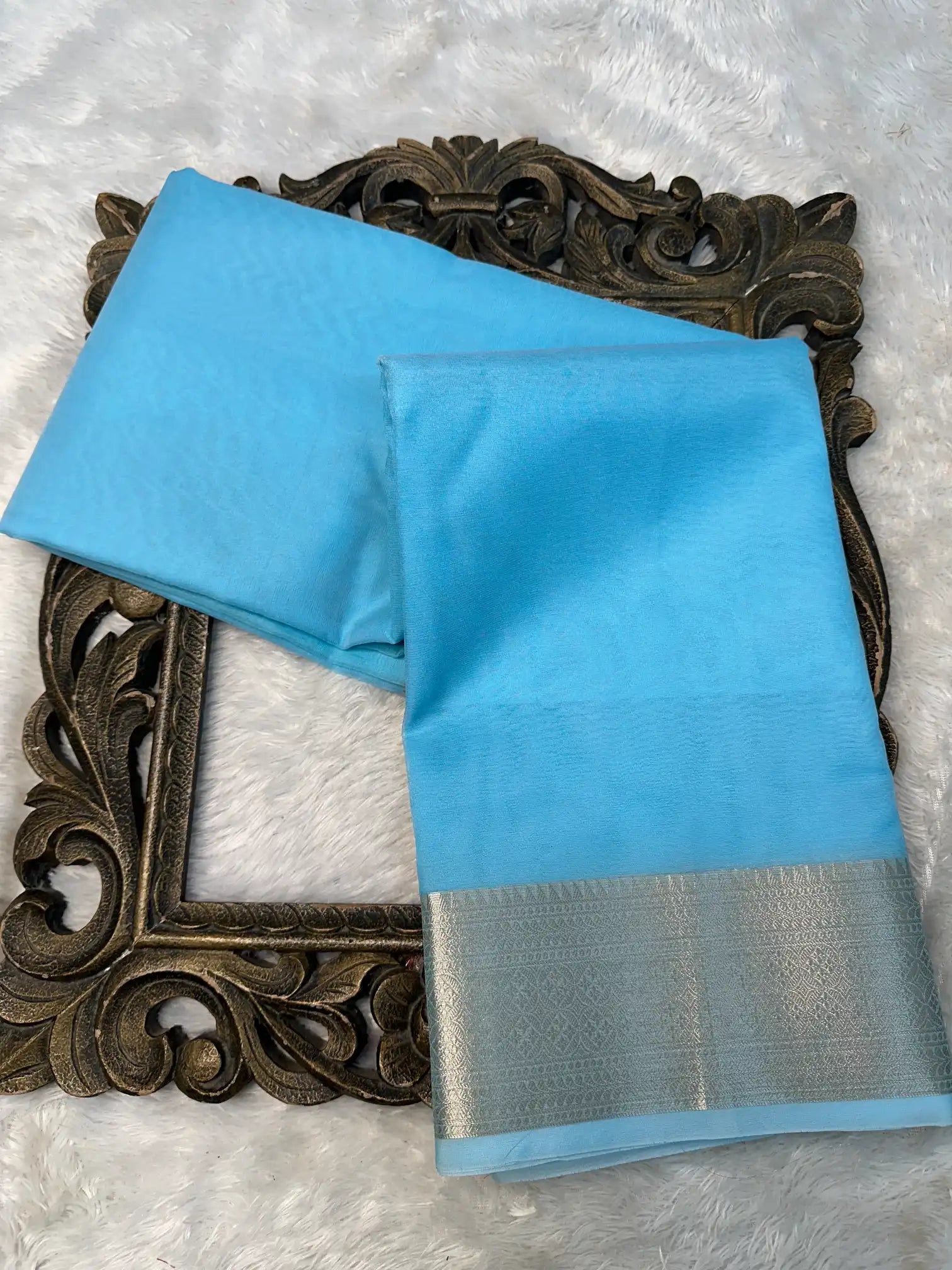 Eccentric Weave Softsilk Traditional Banarasi Saree