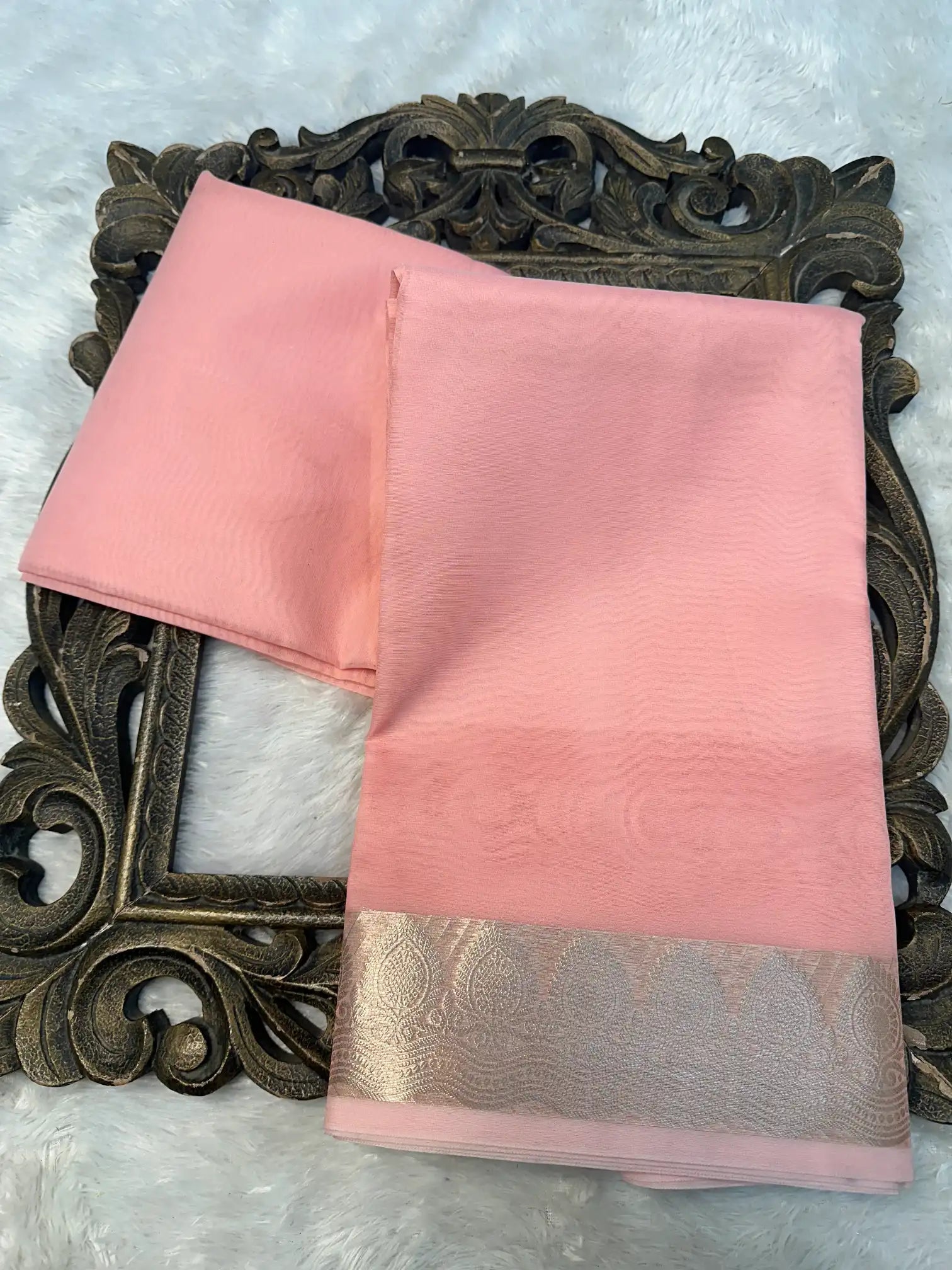 Contemporary Weave Kora Tissue Silk Banarasi Saree
