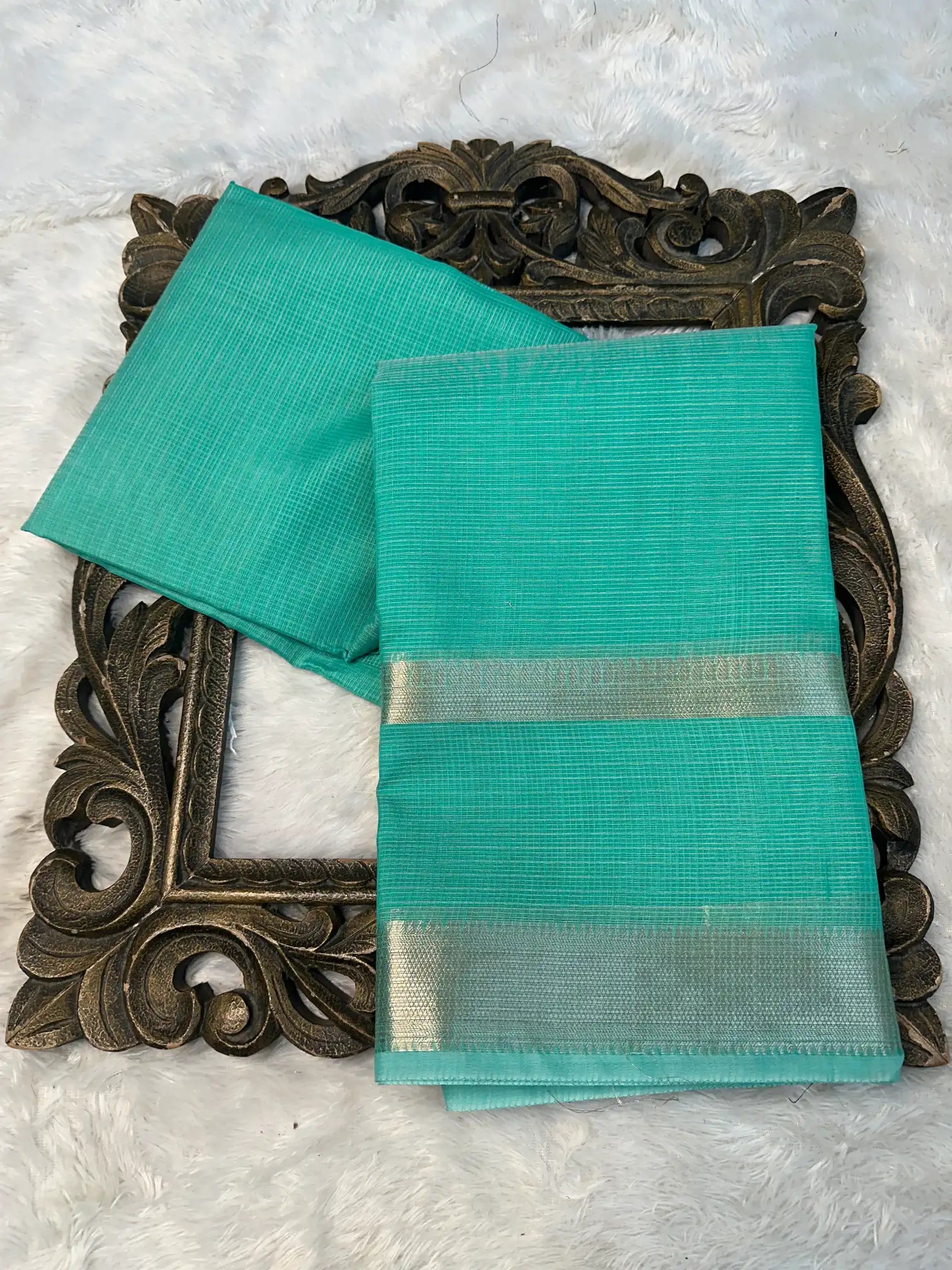 Contemporary Weave Kora Tissue Silk Banarasi Saree