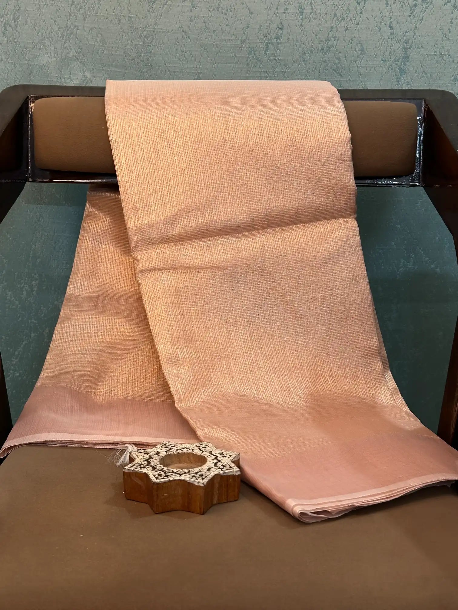 Contemporary Weave Kora Tissue Silk Banarasi Saree