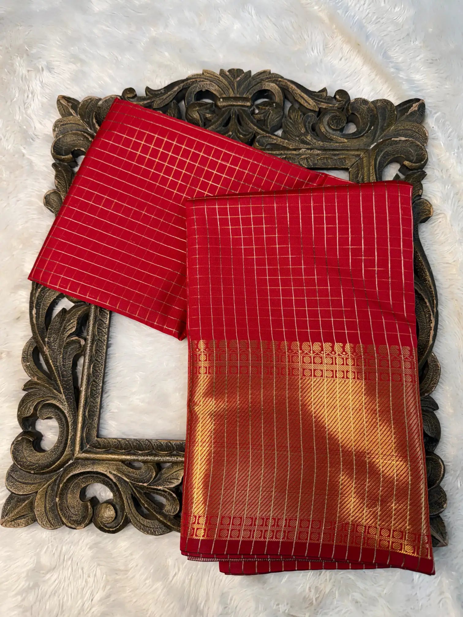 Contemporary Weave Kora Tissue Silk Banarasi Saree