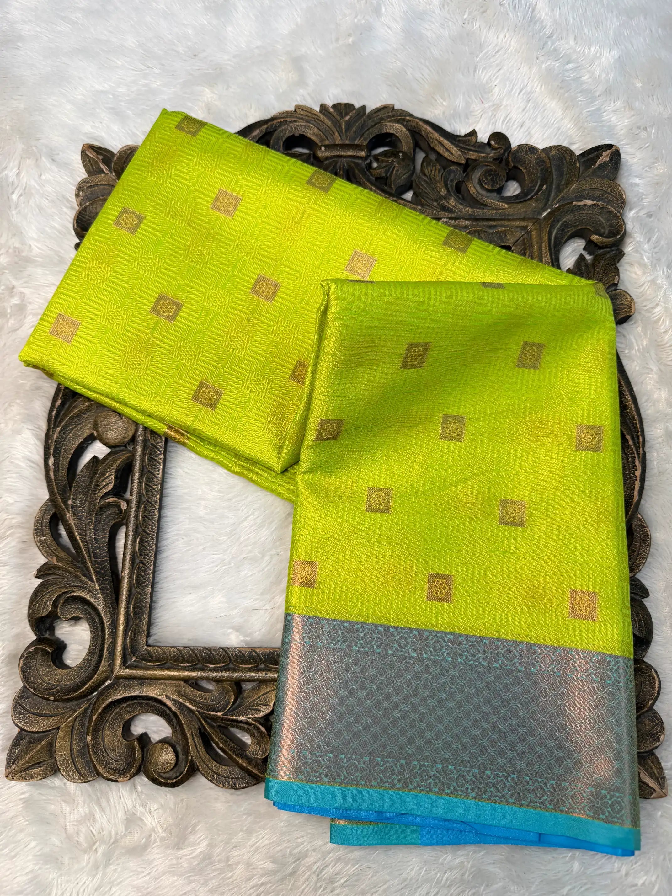 Eccentric Weave Softsilk Traditional Banarasi Saree