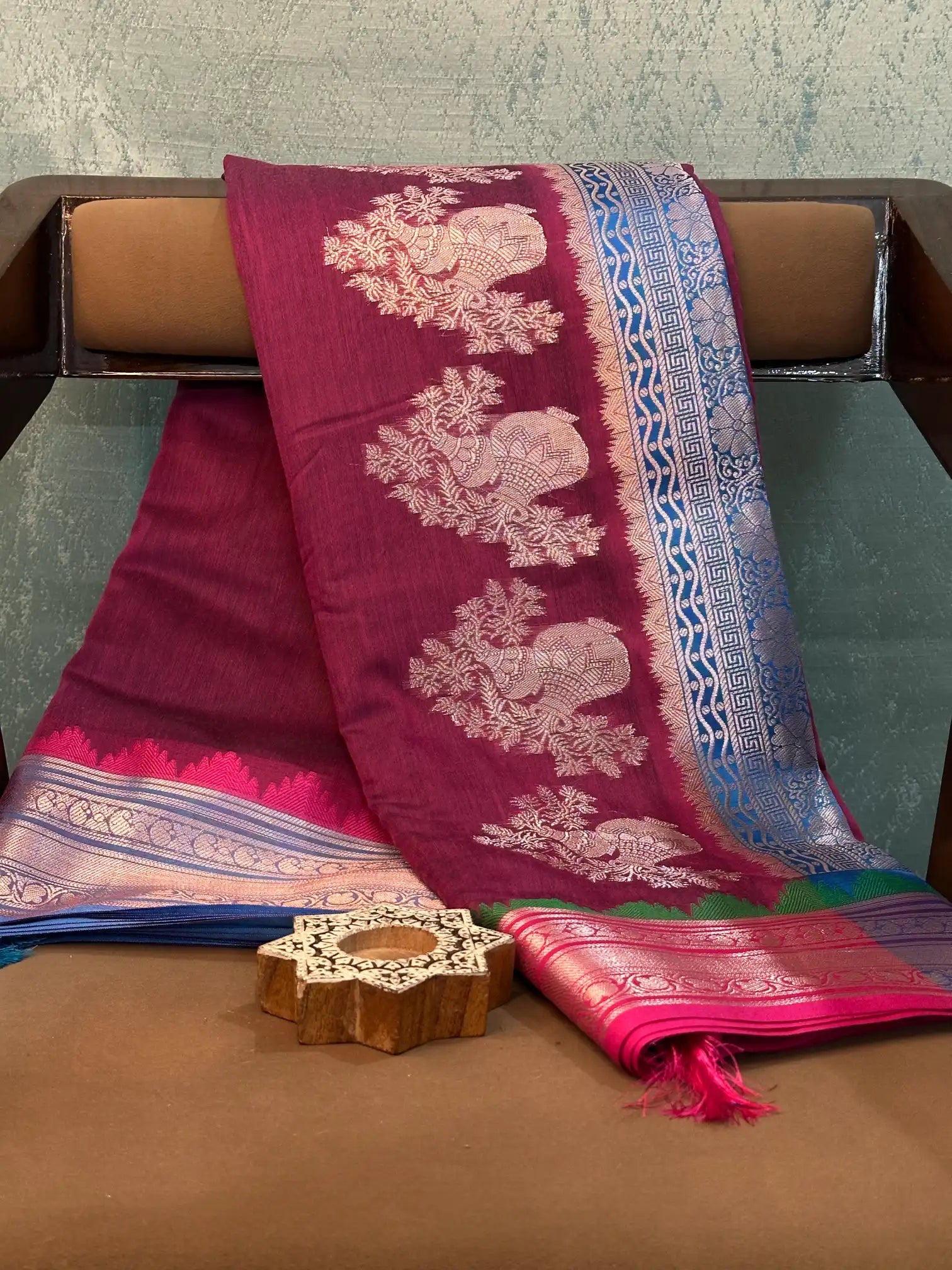 Eccentric Weave Softsilk Traditional Banarasi Saree