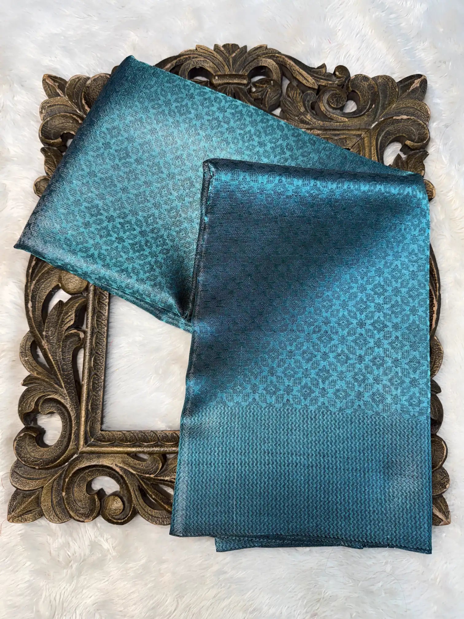 Eccentric Weave Softsilk Traditional Banarasi Saree
