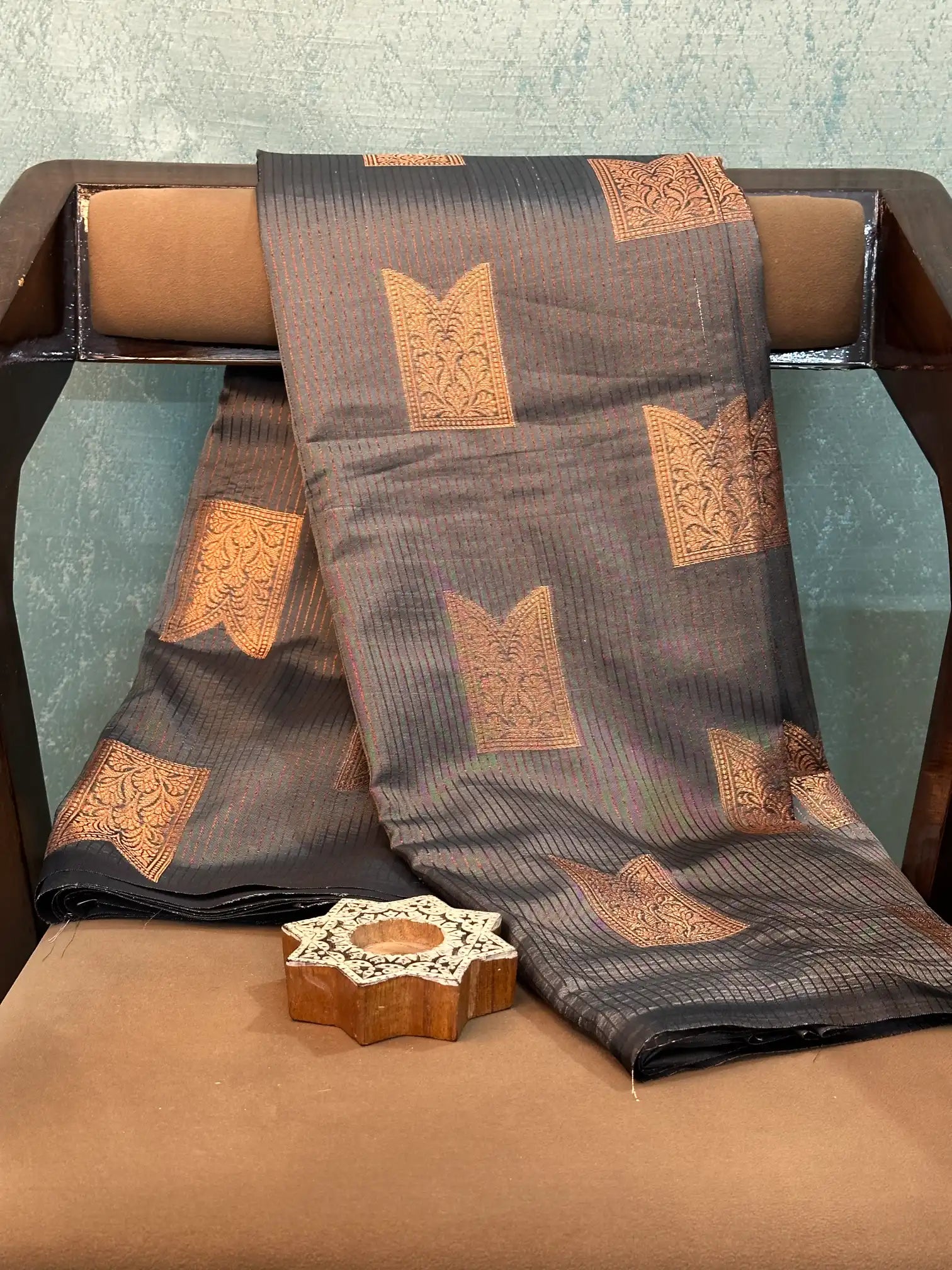 Eccentric Weave Softsilk Traditional Banarasi Saree