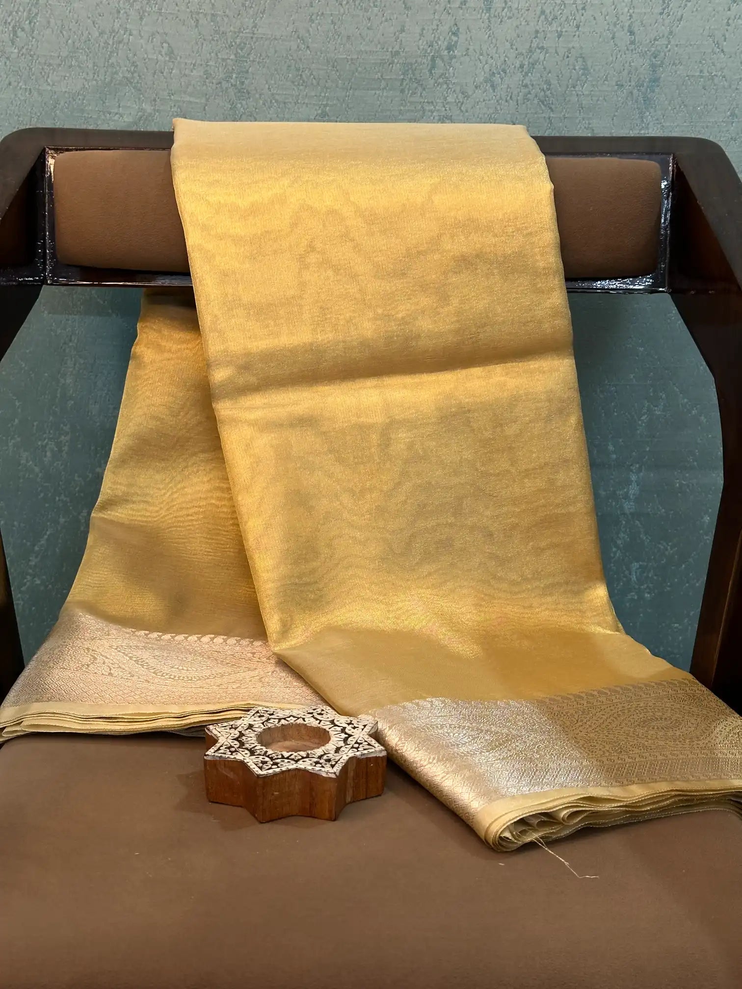 Eccentric Weave Softsilk Traditional Banarasi Saree