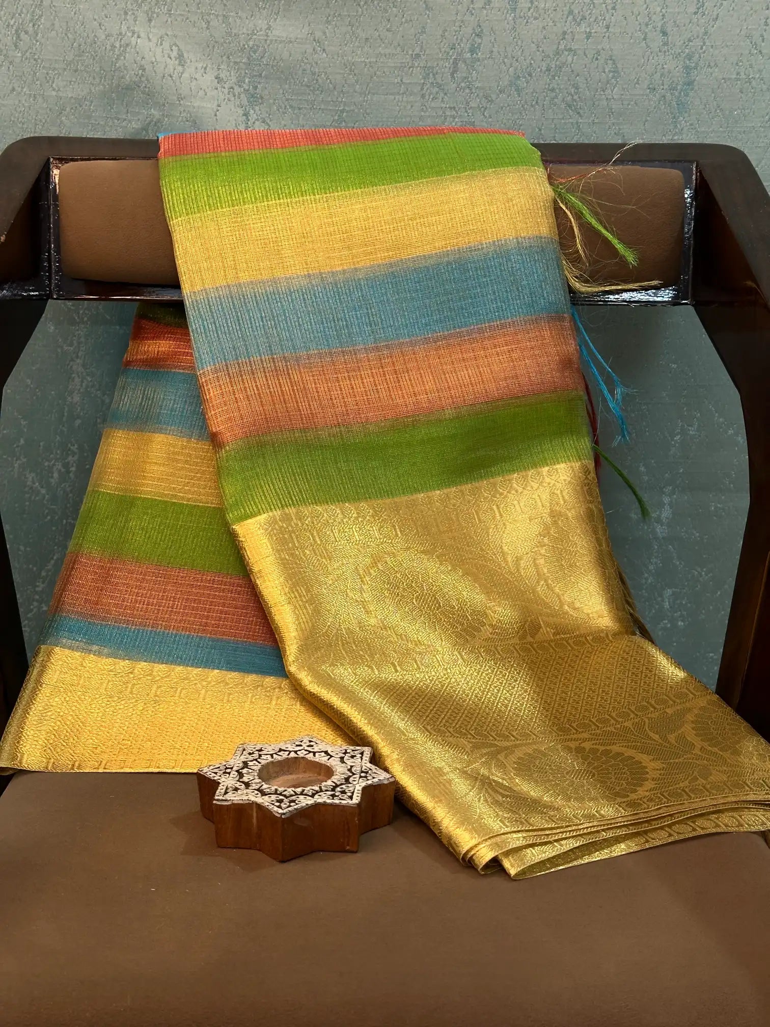 Contemporary Weave Kora Tissue Silk Banarasi Saree