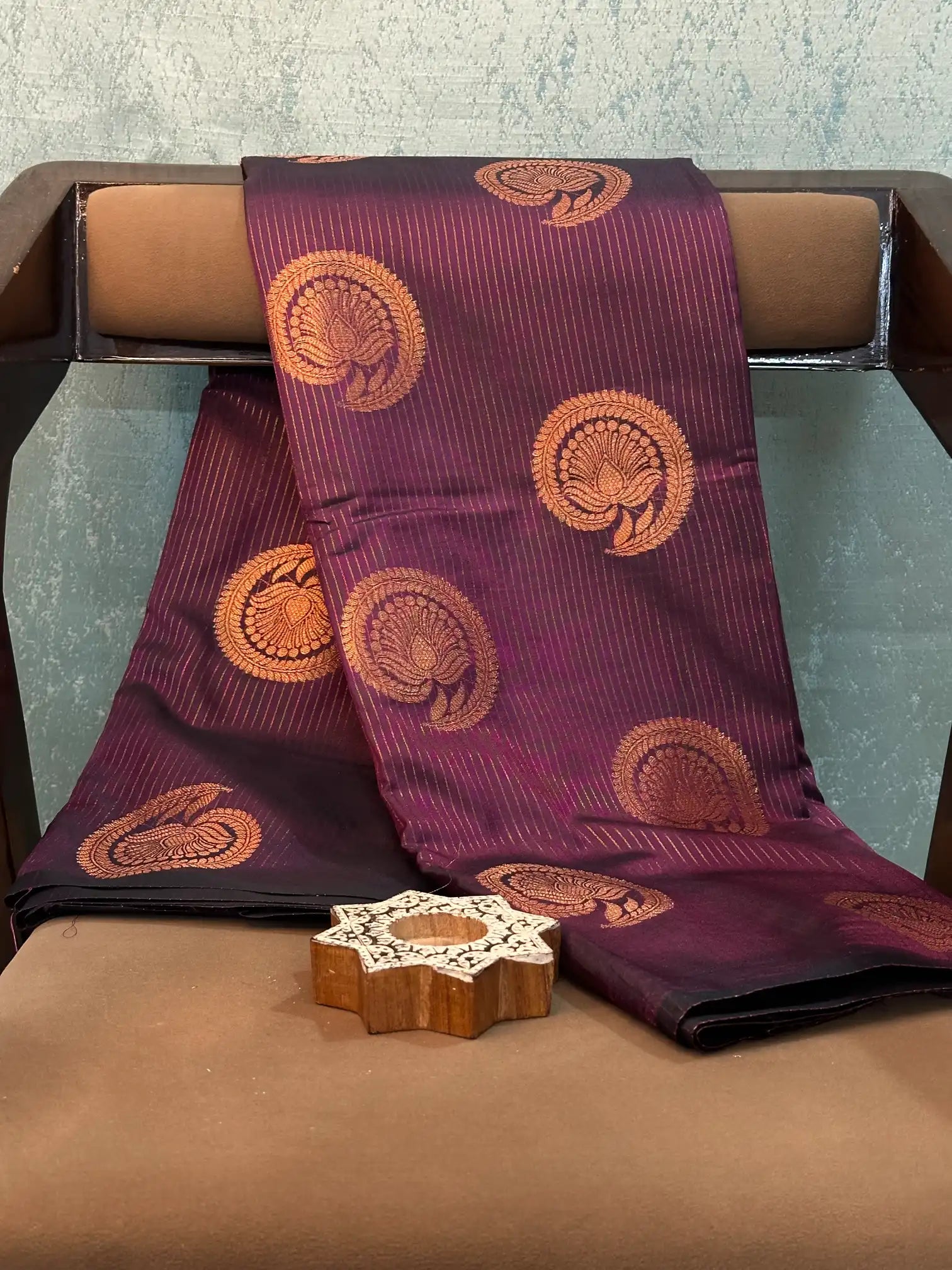 Contemporary Weave Kora Tissue Silk Banarasi Saree
