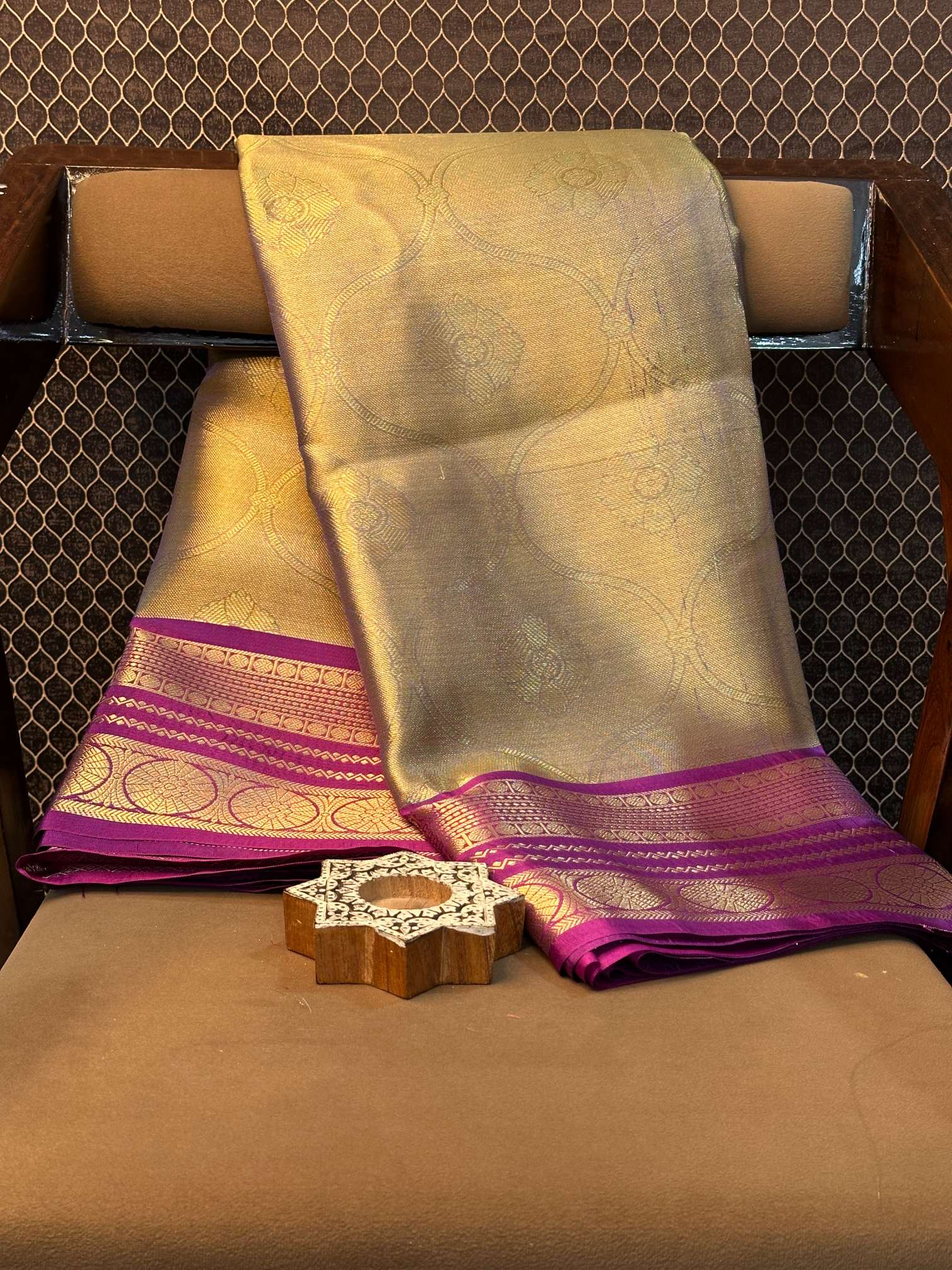 Eccentric zari weave Softsilk Banarasi saree