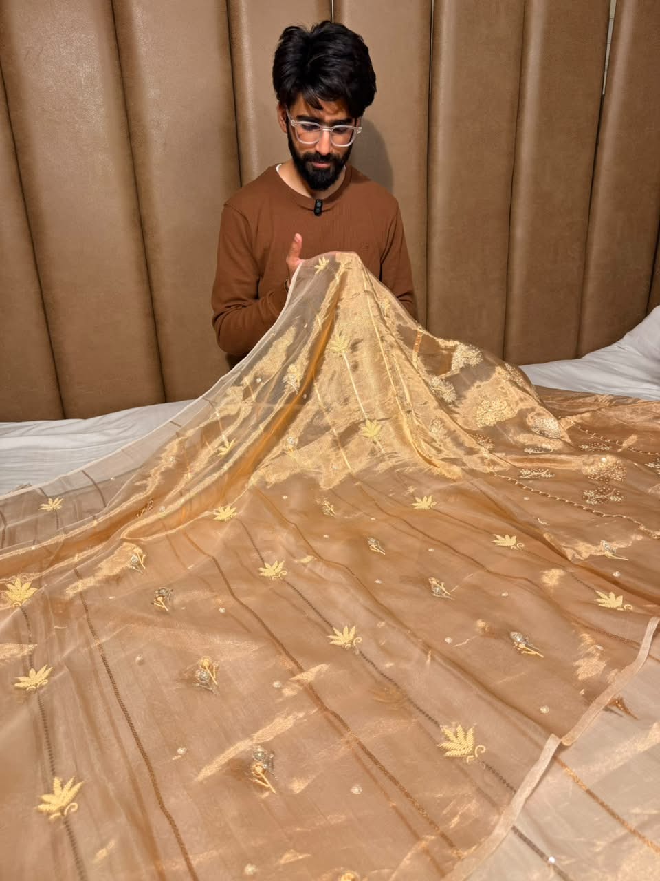 Light Gold Handwoven Pure Tissue Silk Handwork Banarasi Saree