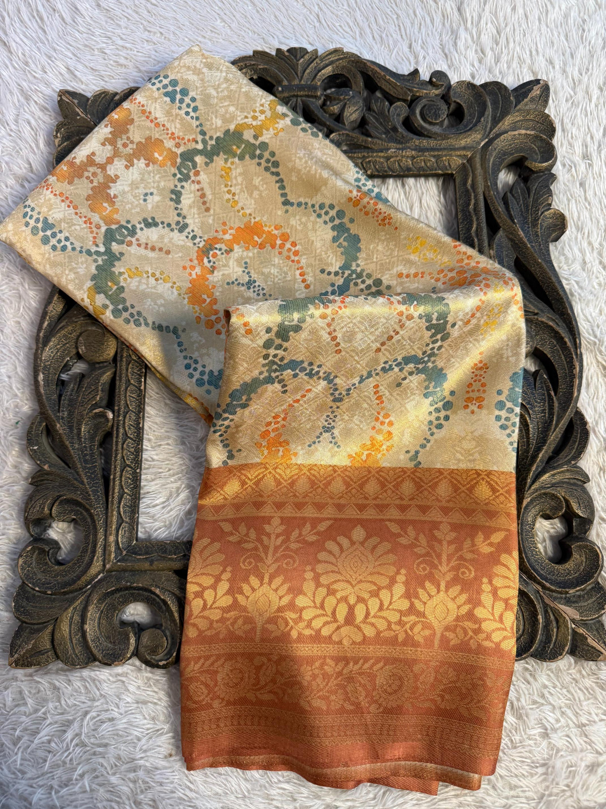 Trending Softsilk Jacquard Unique Banarasi Saree