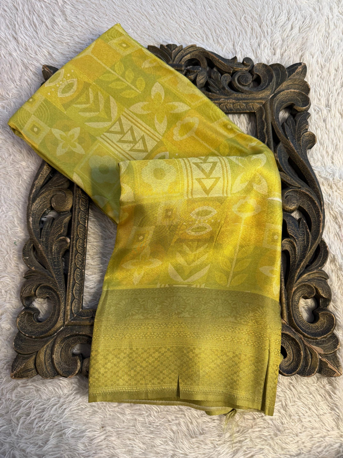 Latest Softsilk Exclusive Banarasi Saree
