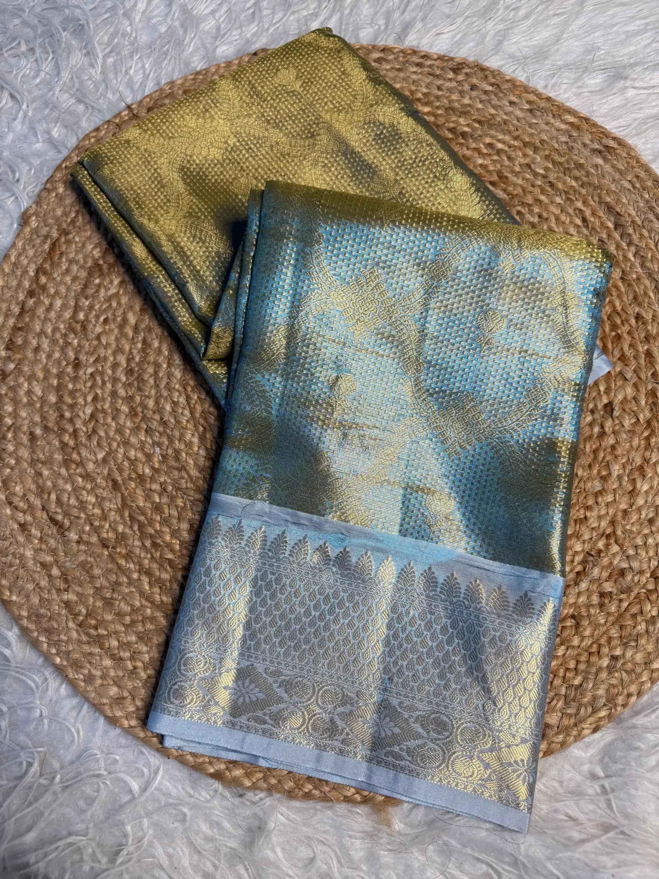 Contemporary weave Softsilk heritage Banarasi saree