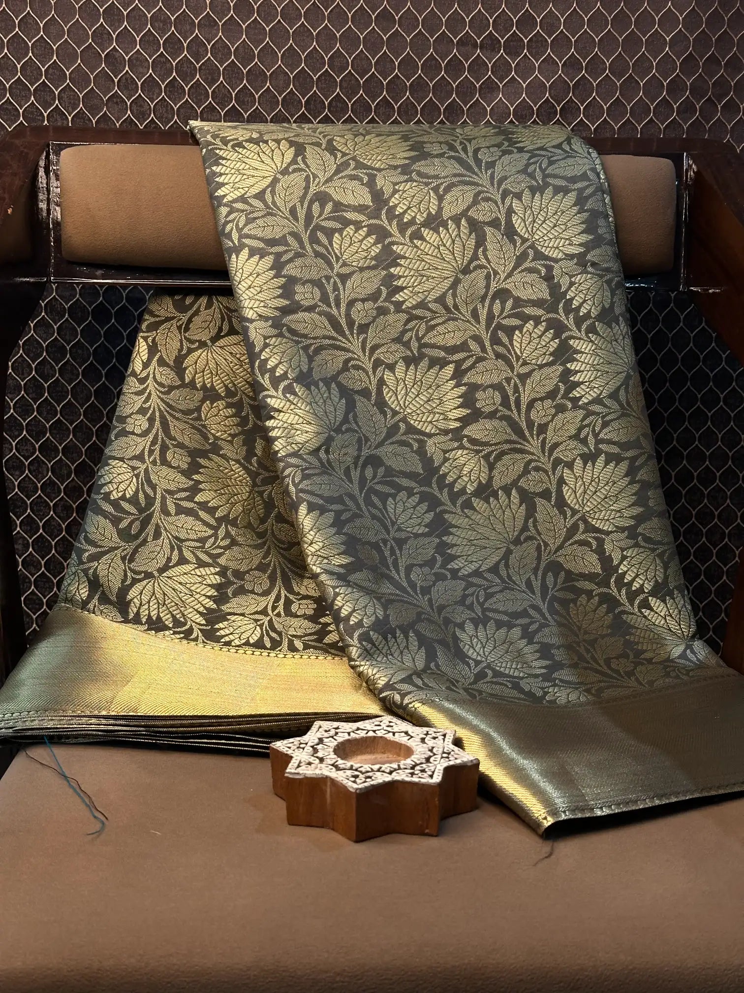 Contemporary weave Softsilk heritage Banarasi saree