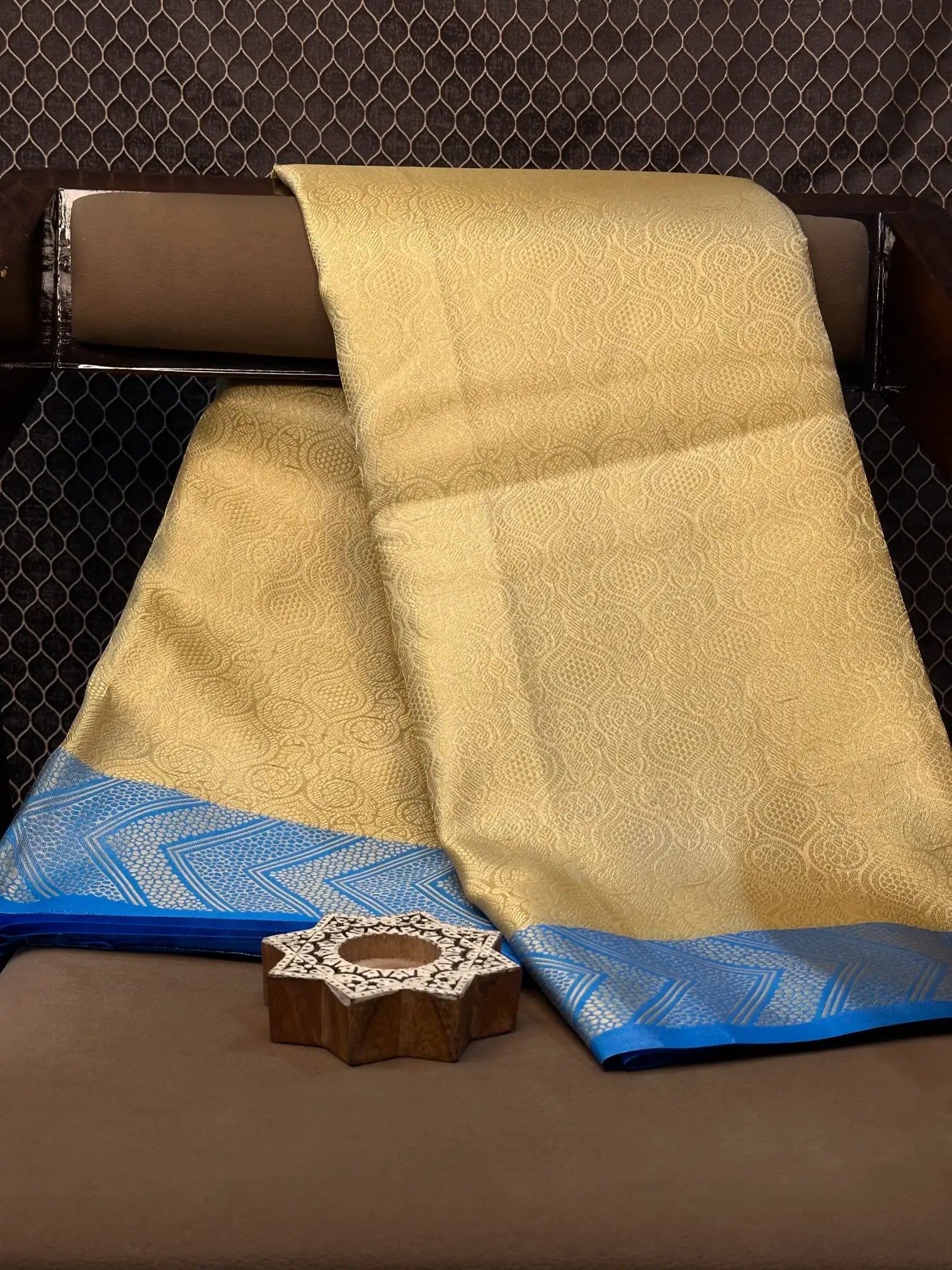 Contemporary weave Softsilk heritage Banarasi saree