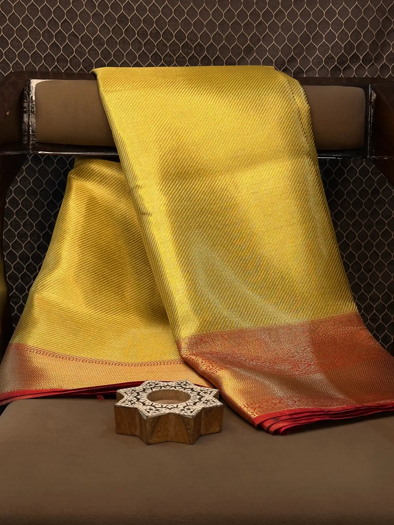 Premium contemperory weave softsilk Banarasi saree