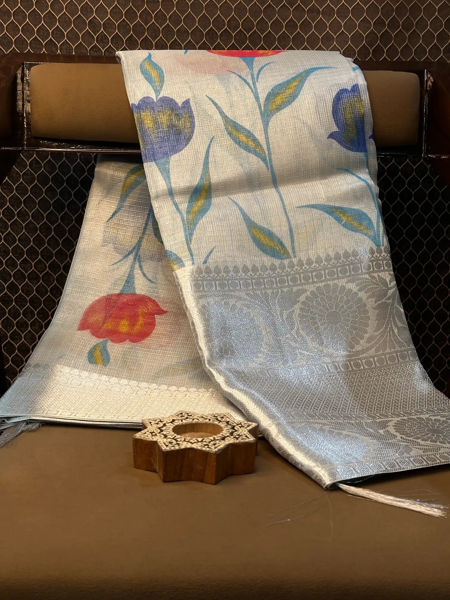 Premium contemperory weave softsilk Banarasi saree