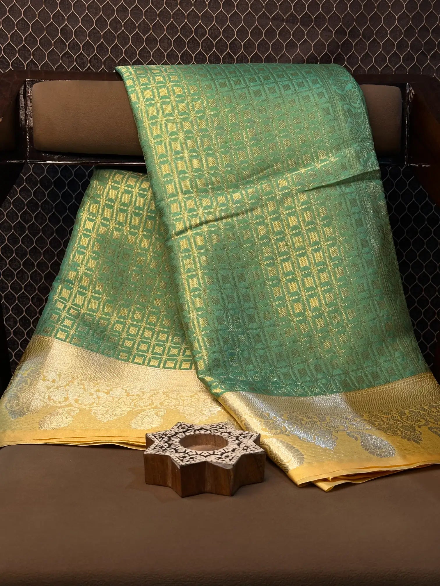 Premium contemperory weave softsilk Banarasi saree
