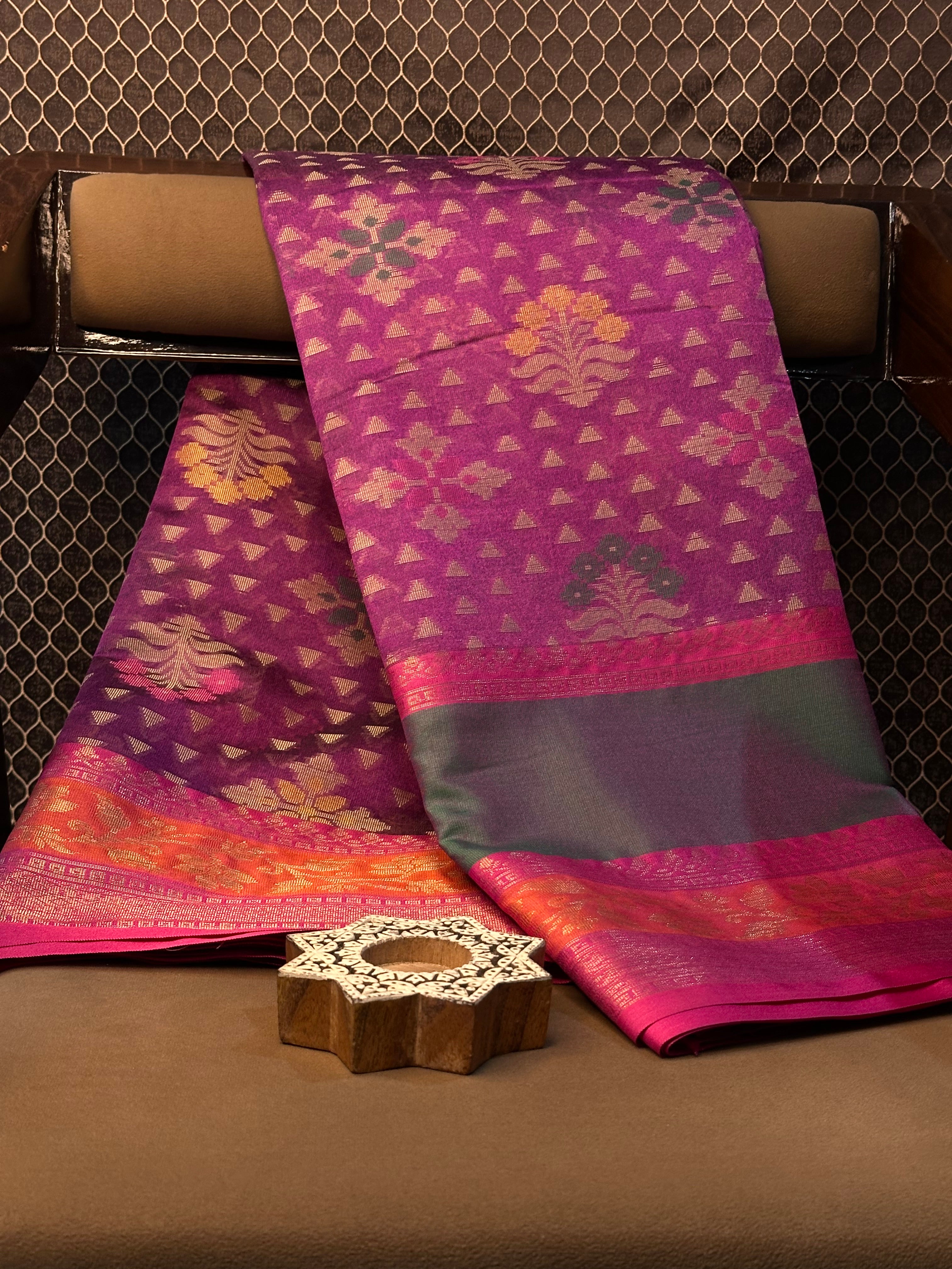 Traditional weave Softsilk Banarasi saree
