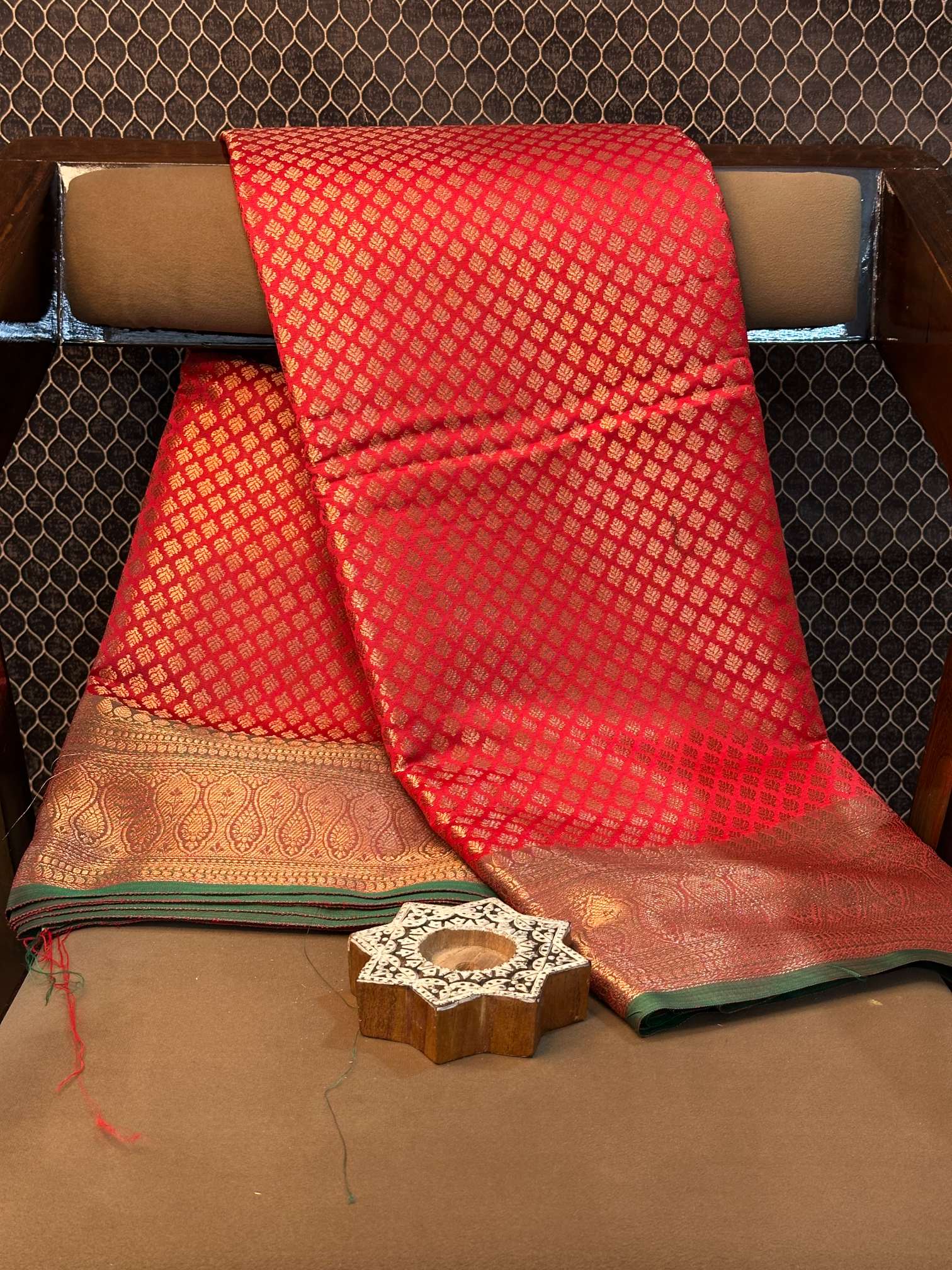 Eccentric zari weave Softsilk Heritage Banarasi saree