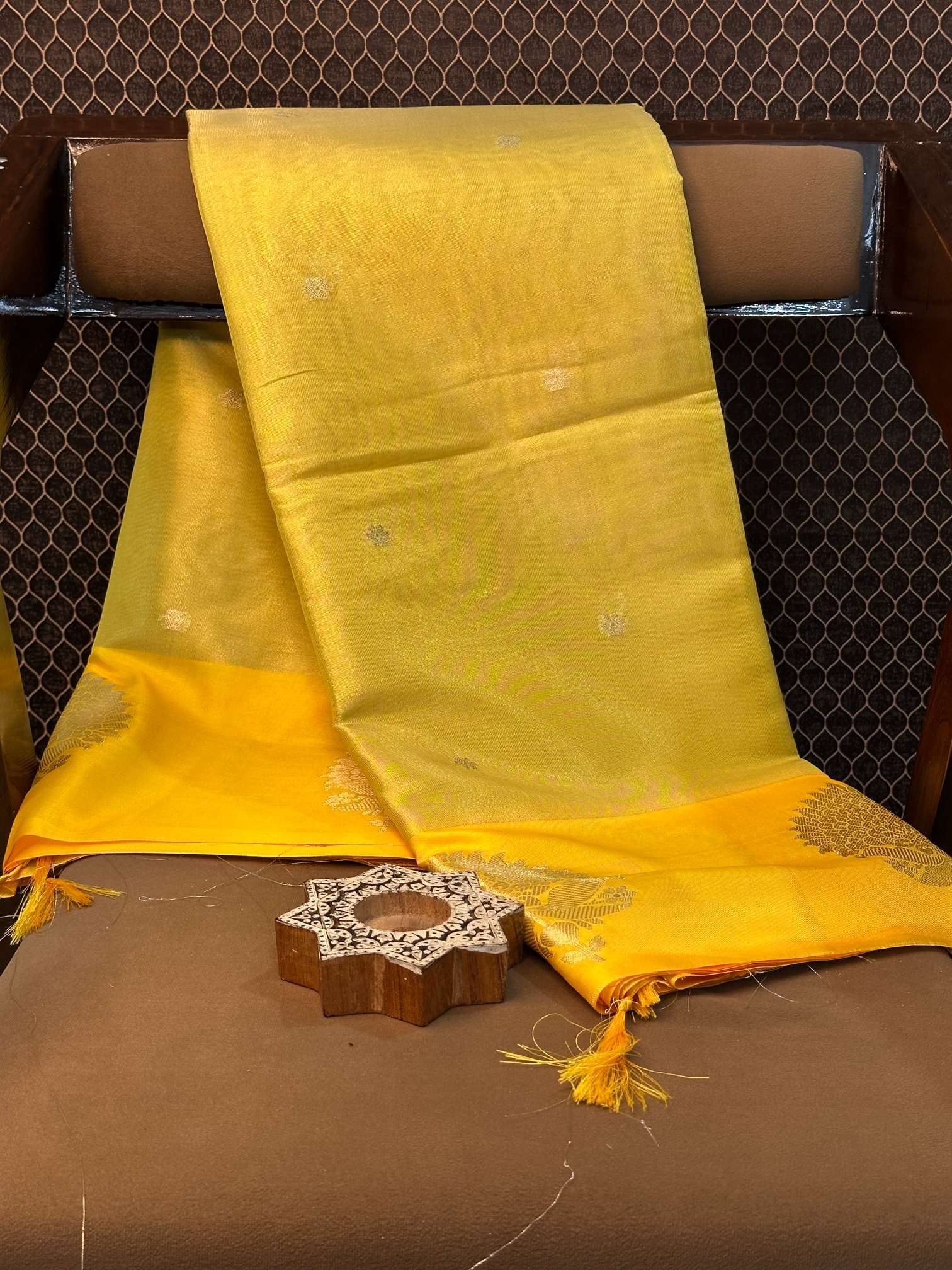 Eccentric zari weave Softsilk Heritage Banarasi saree