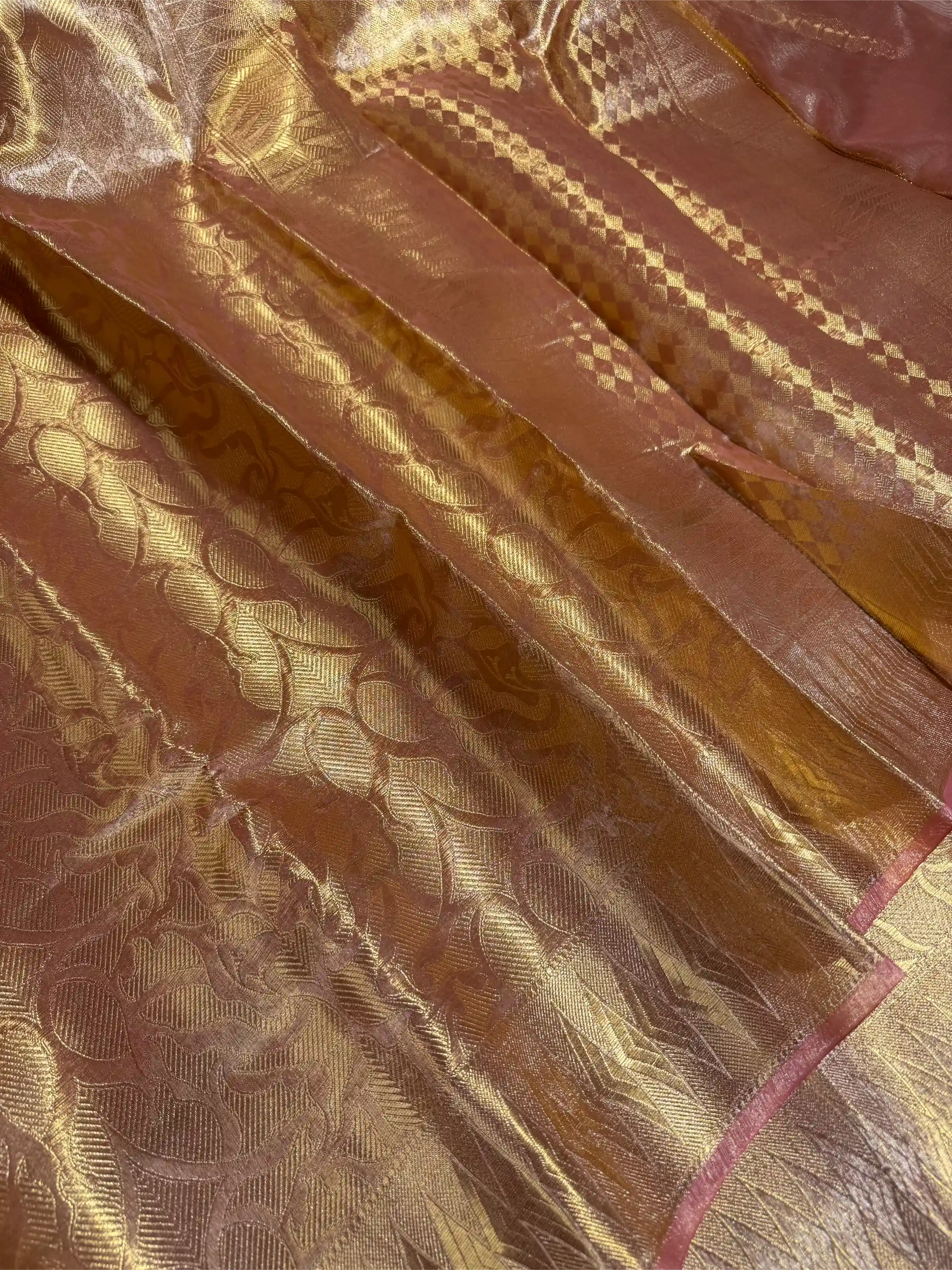 Mauve Pink Tissue Silk Jacquard Weave Banarasi Saree