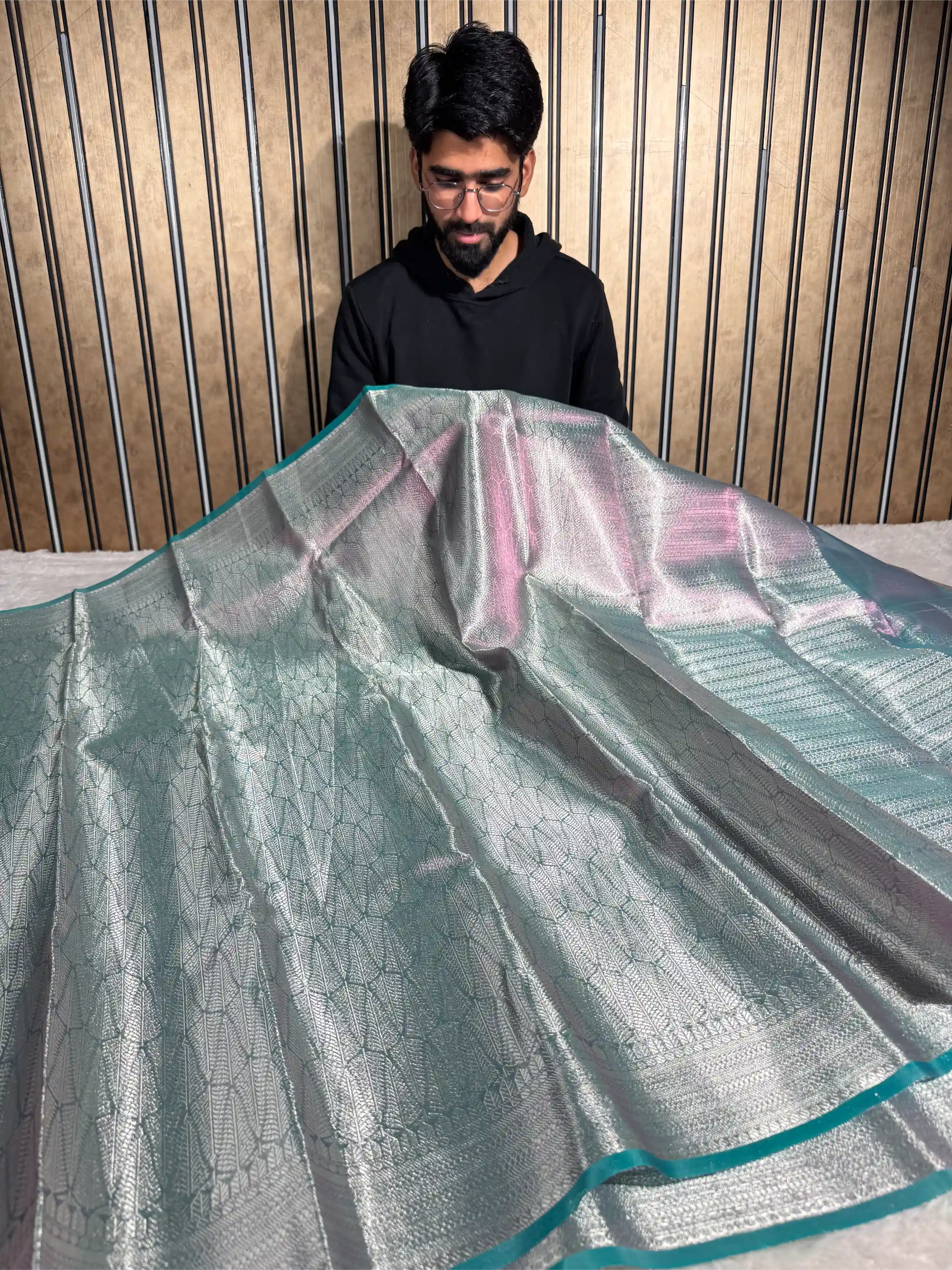 Metallic Sea Green Tissue Silk Jacquard Weave Banarasi Saree