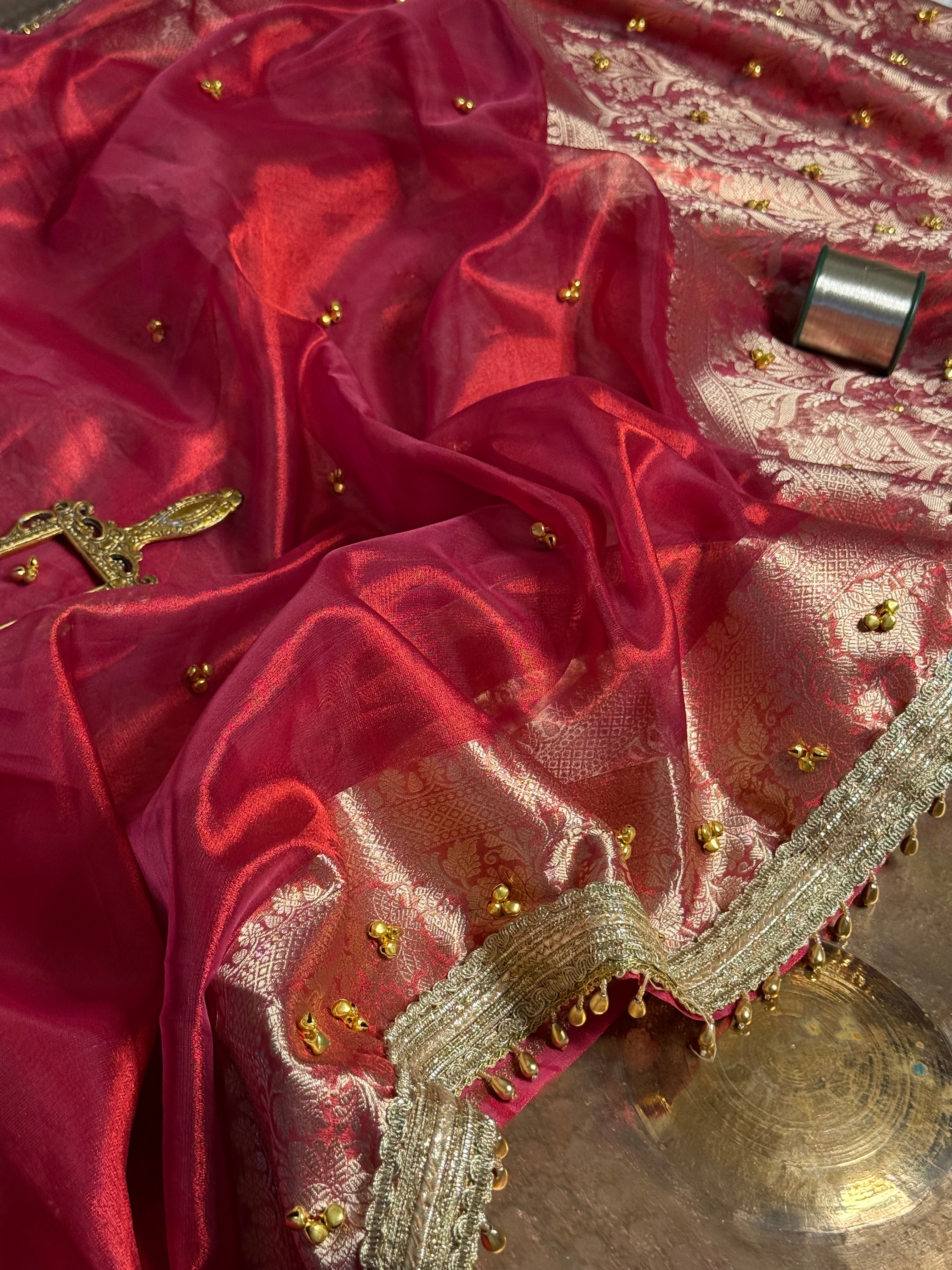 Dhoop Chaon Strawberry Viral Ghungroo Tissue Saree