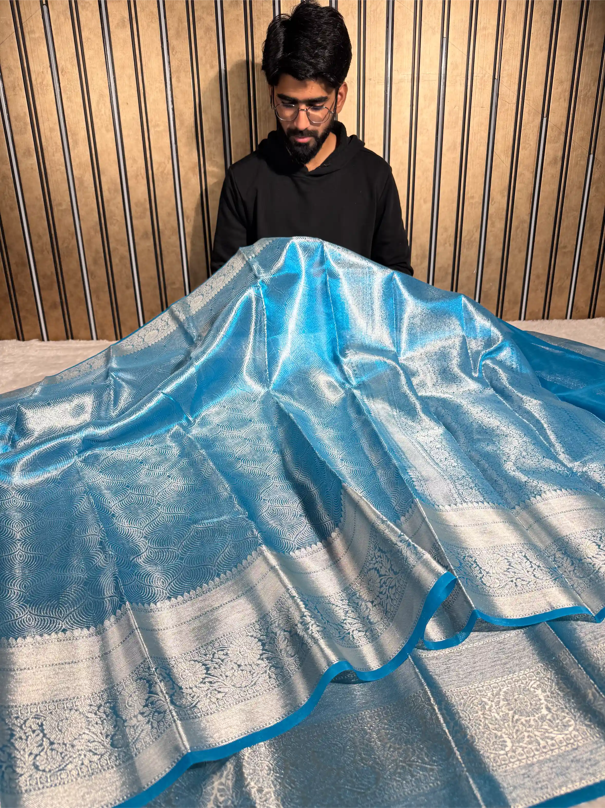 Metallic Blue Tissue Silk Jacquard Weave Banarasi Saree