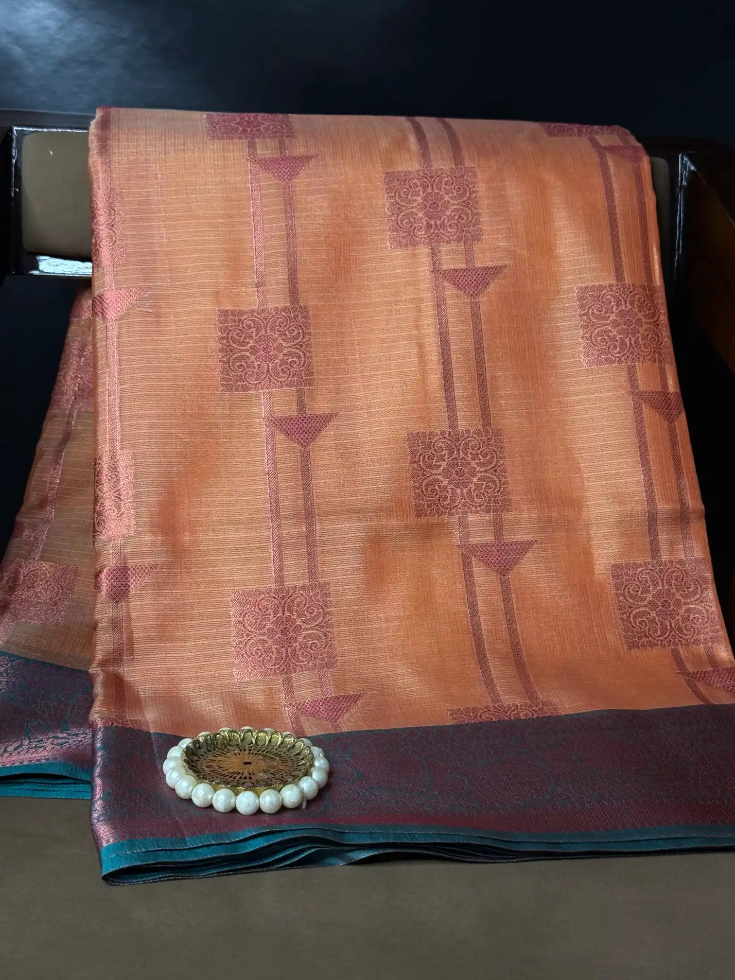Traditional Contemperory Weave Softsilk Banarasi Saree