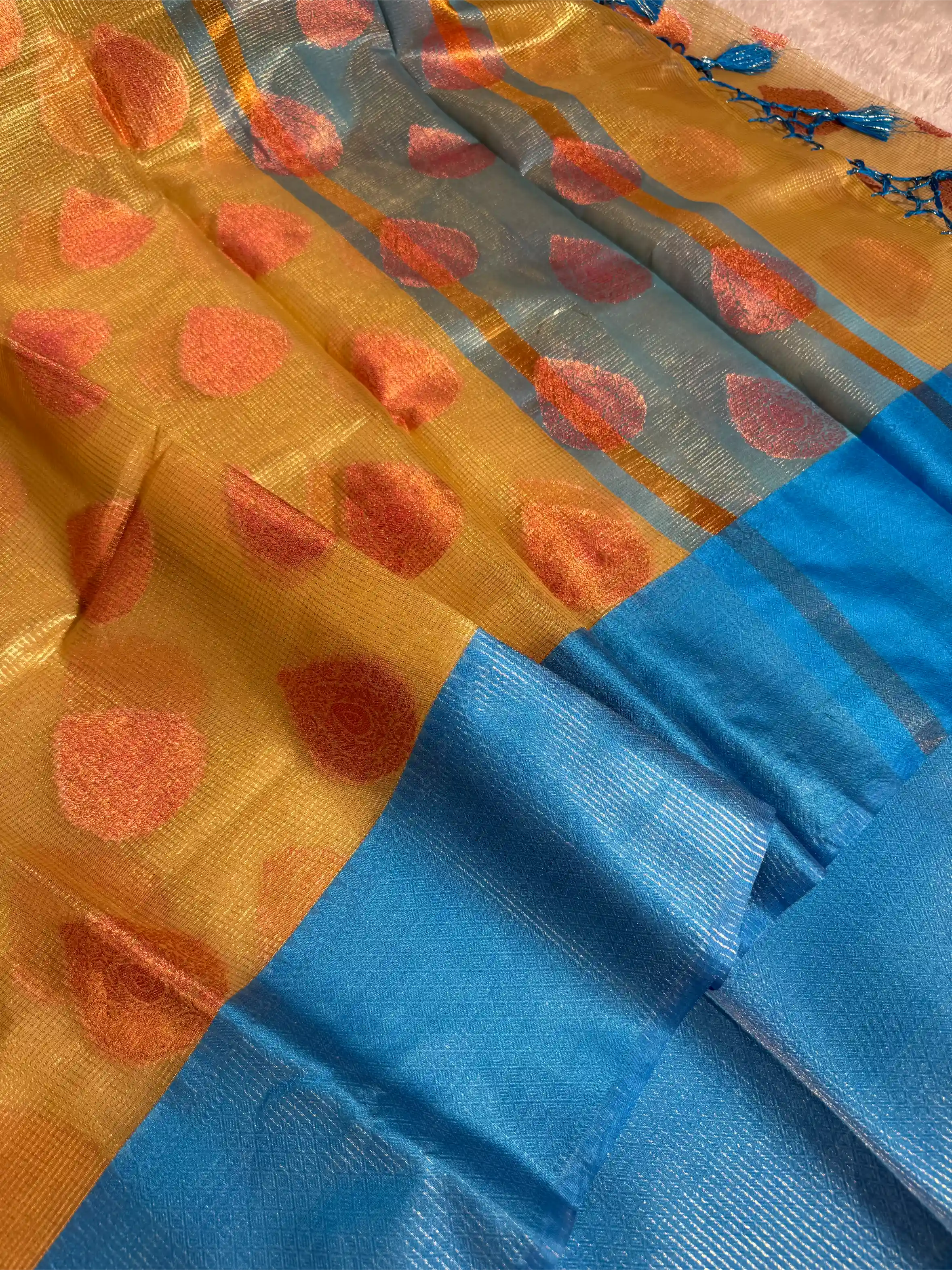 Beautiful Shade Softsilk Buta Weave Banarasi Saree