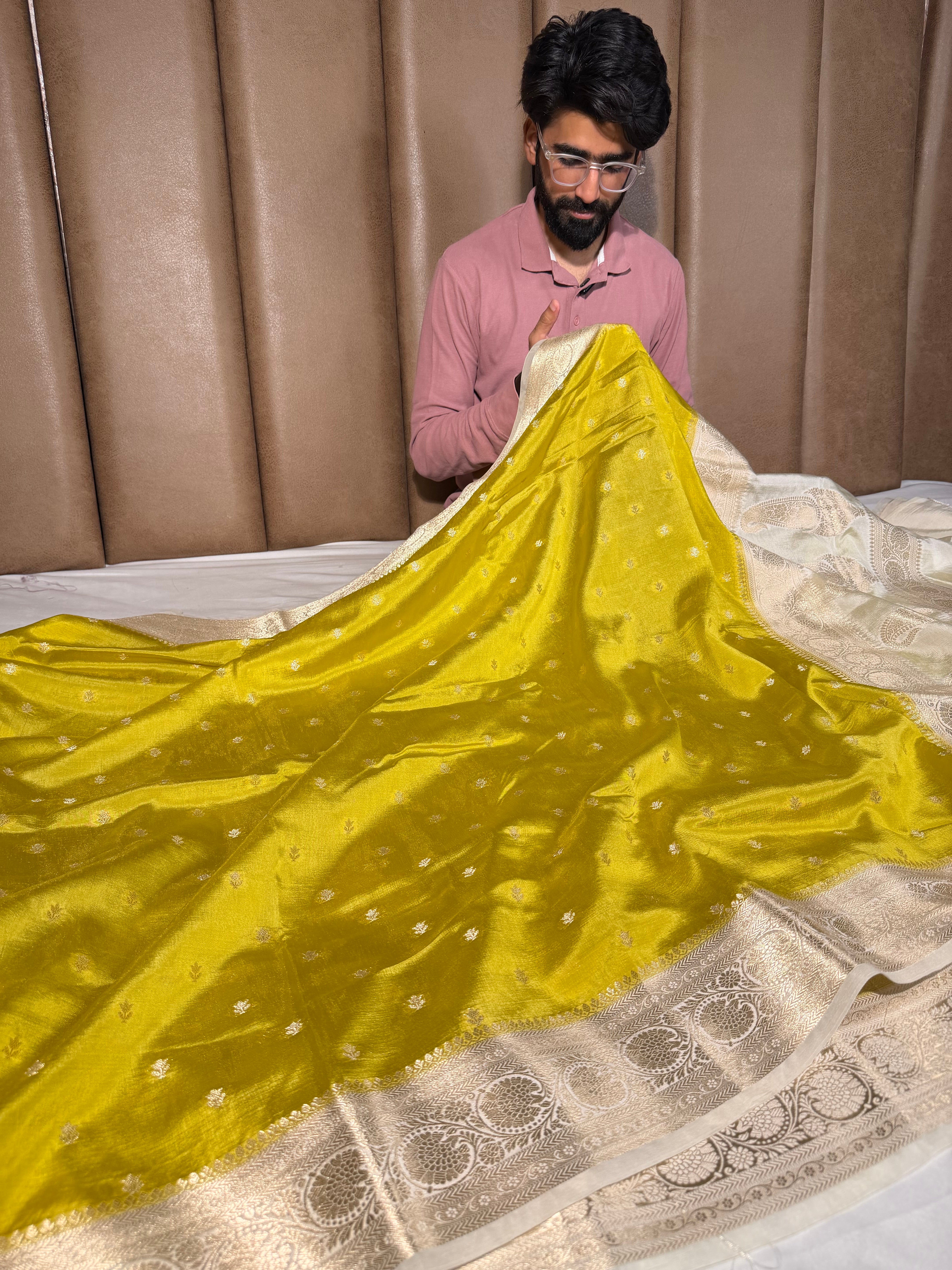 Mehendi Ivory Traditional Soft Georgette Banarasi Saree