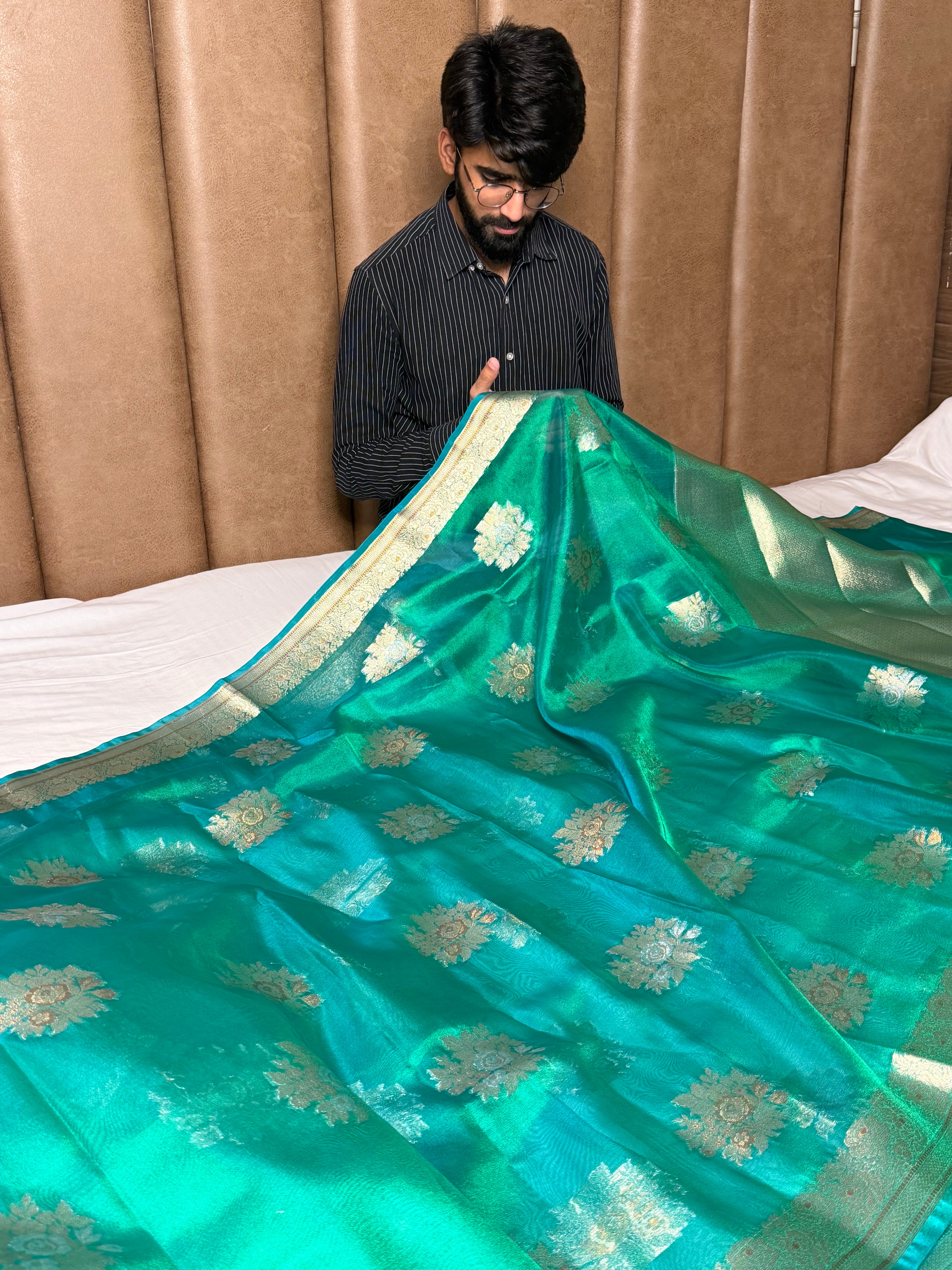 Dhoop Chaon Kora Tissue Silk Banarasi Saree