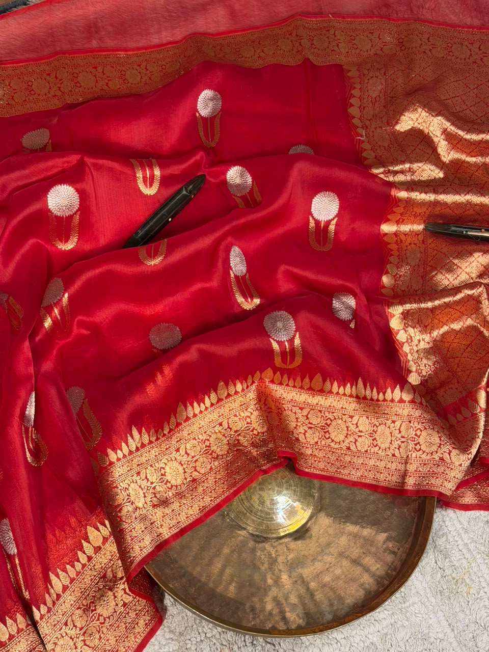 Bright Red Pure Kora Silk Handloom Banarasi Saree