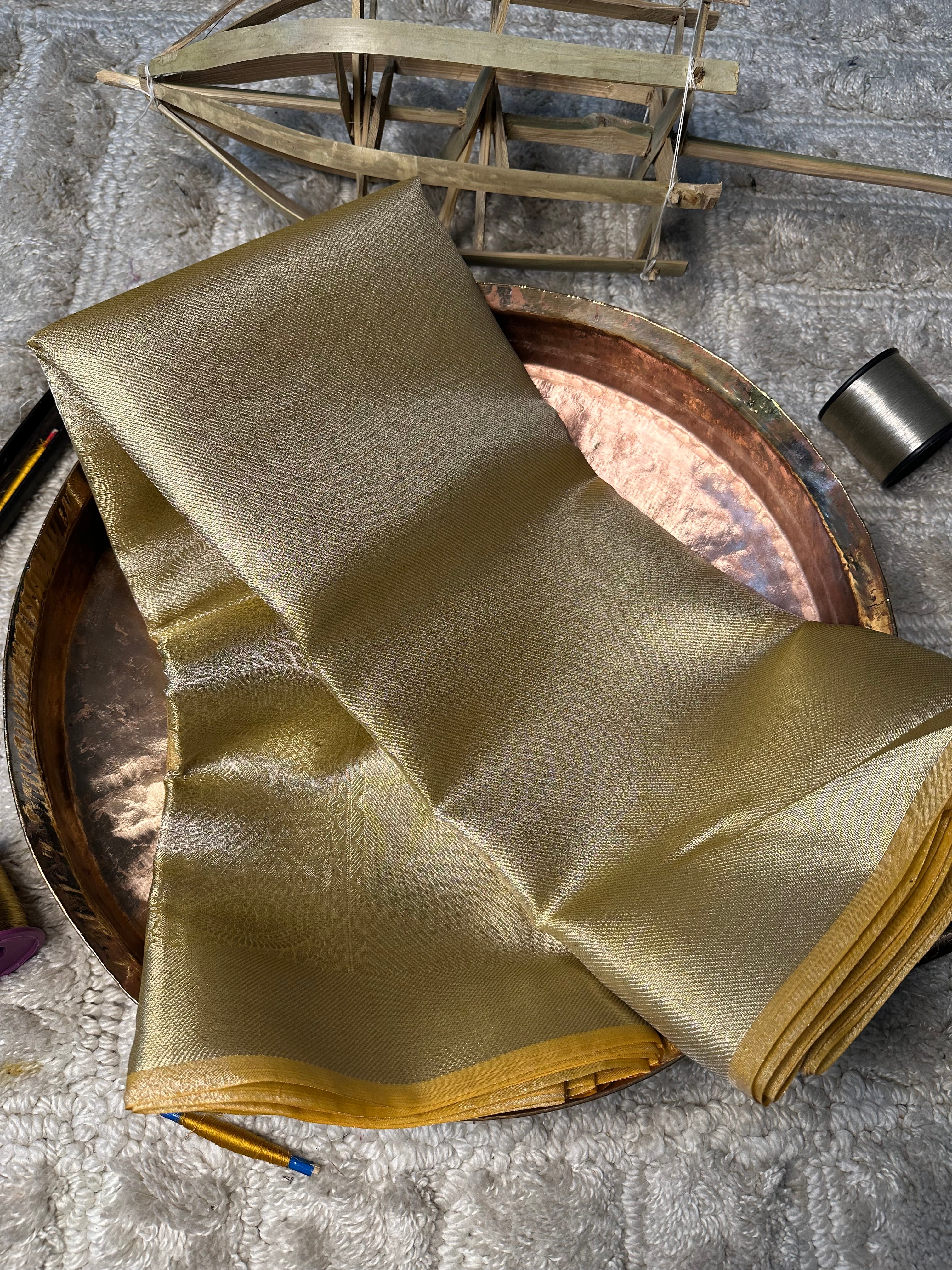 Eccentric Weave Softsilk Traditional Banarasi Saree