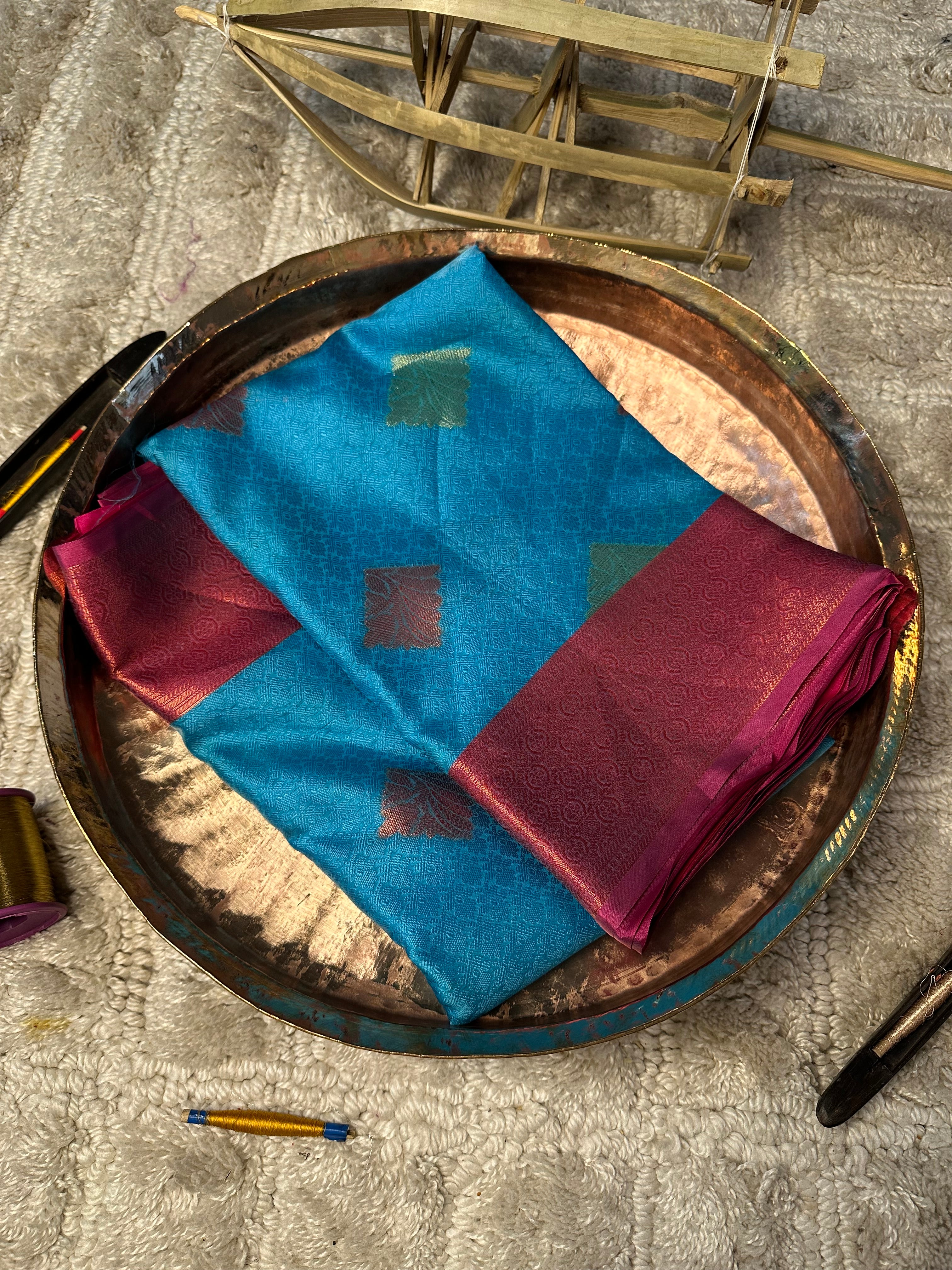 Contemporary Weave Kora Soft Silk Banarasi Saree