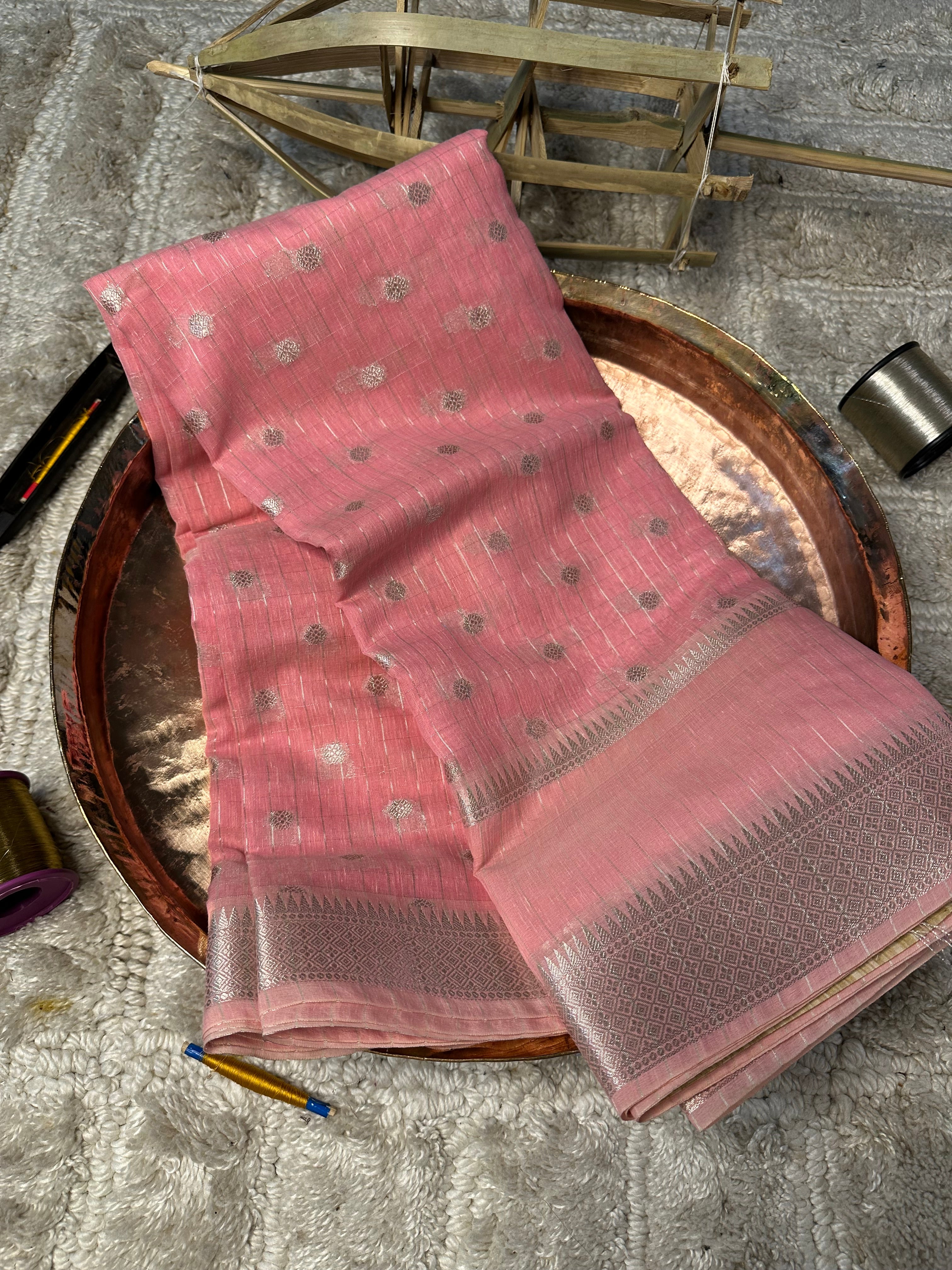 Contemporary Weave Kora Soft Silk Banarasi Saree