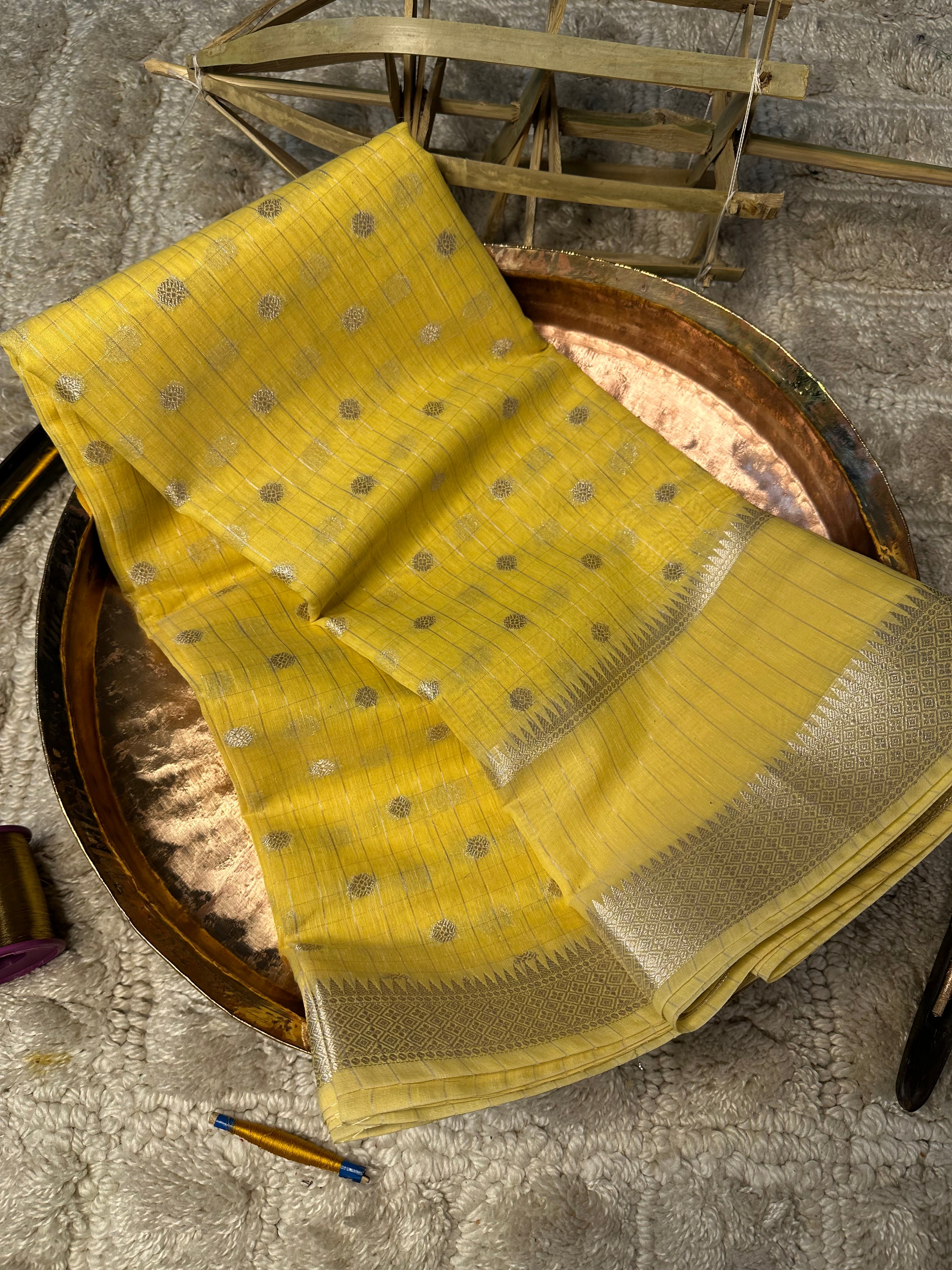 Contemporary Weave Kora Soft Silk Banarasi Saree