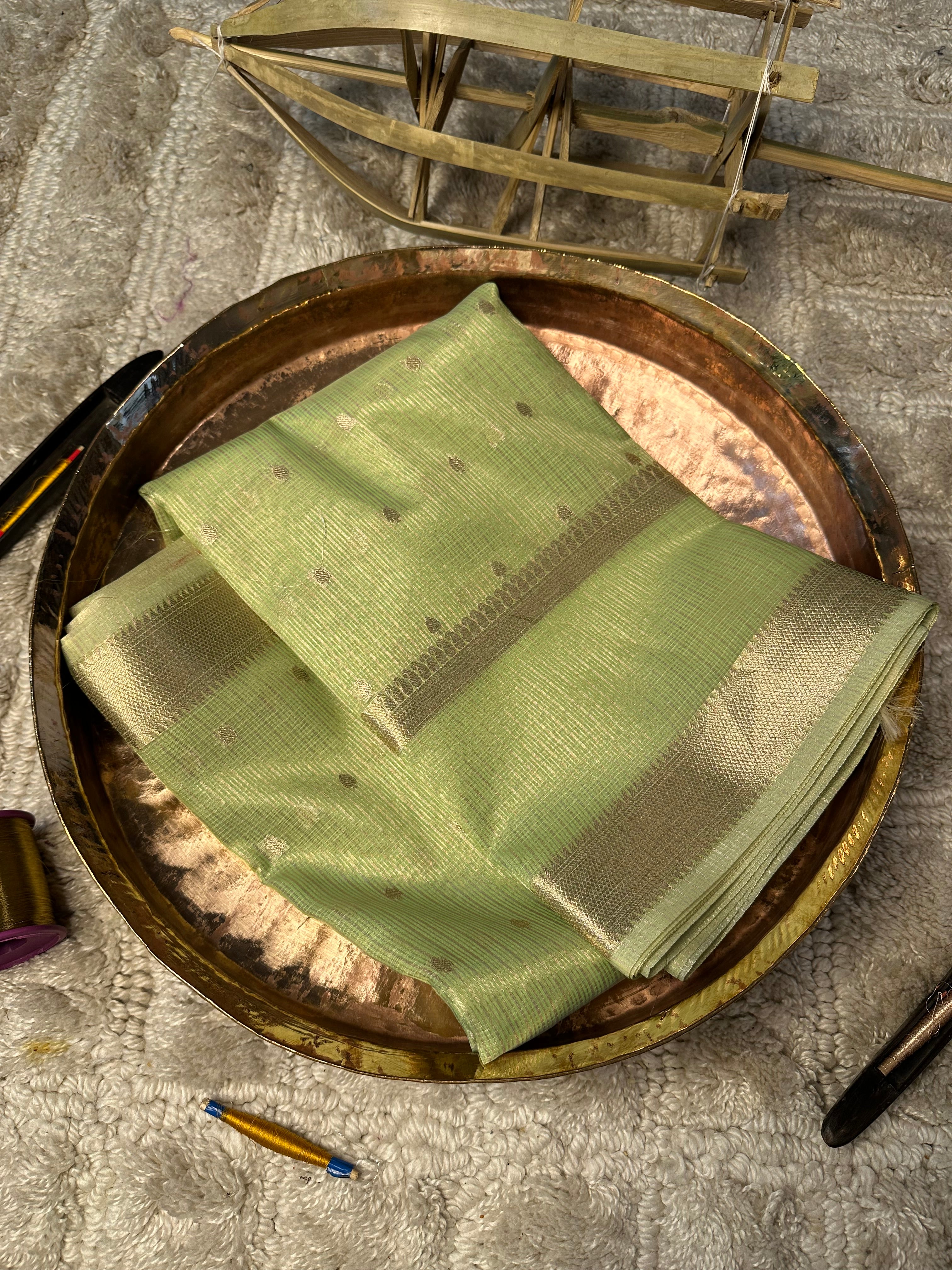 Contemporary Weave Kora Soft Silk Banarasi Saree