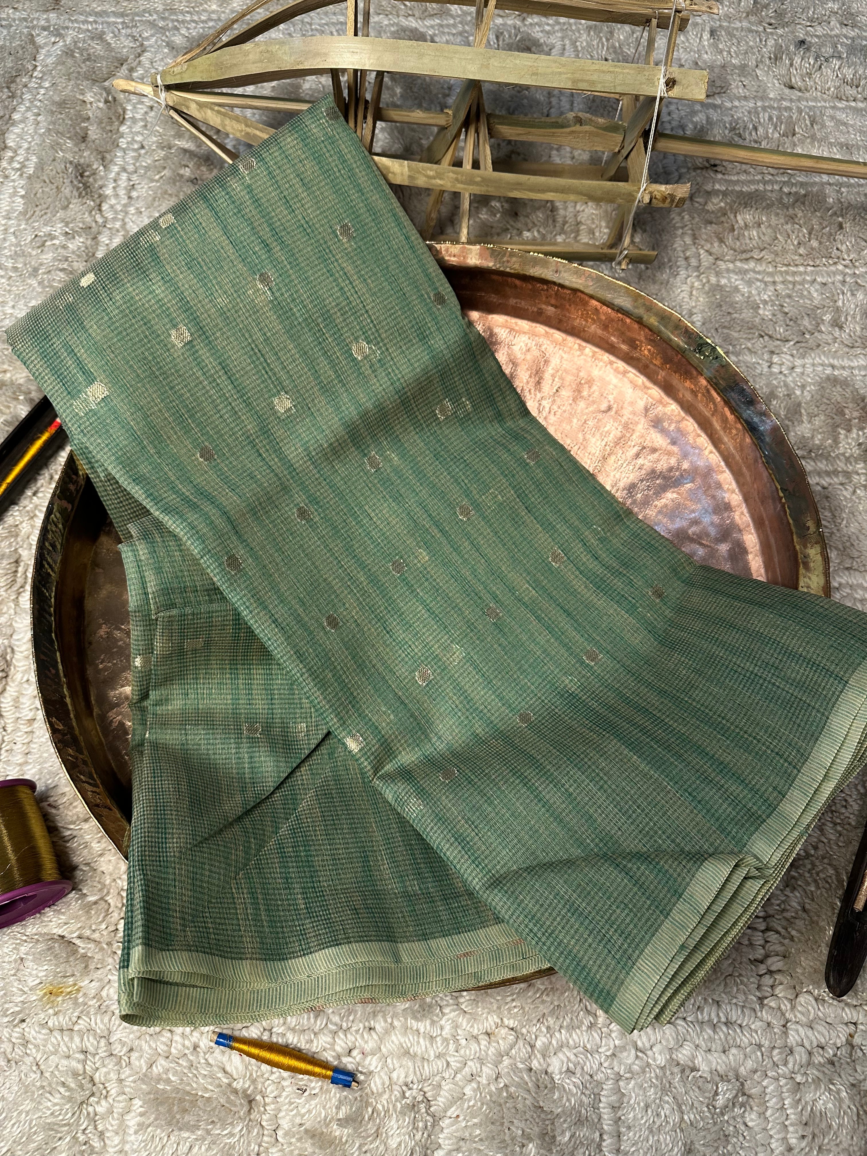 Contemporary Weave Kora Soft Silk Banarasi Saree