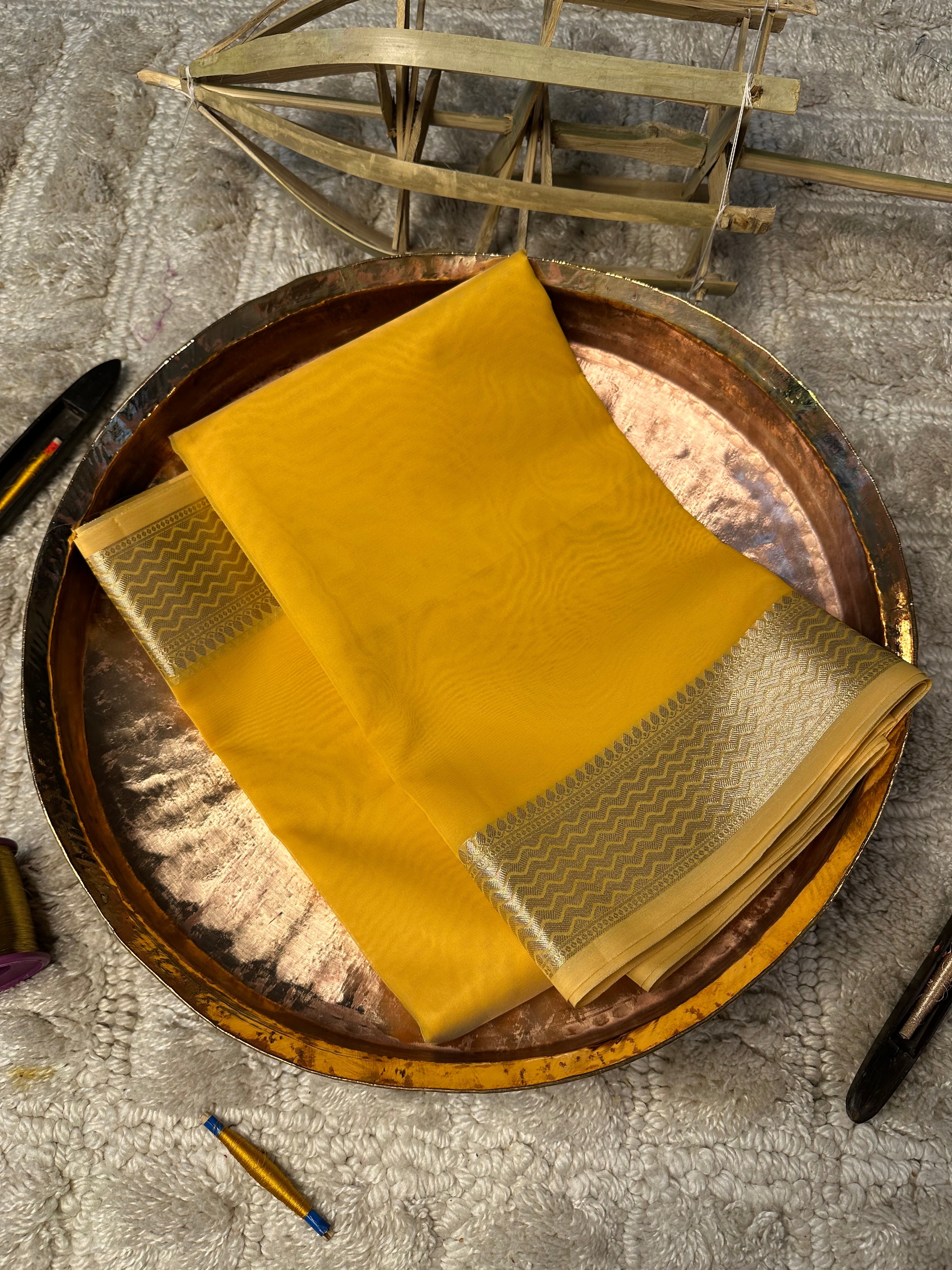 Contemporary Weave Kora Soft Silk Banarasi Saree