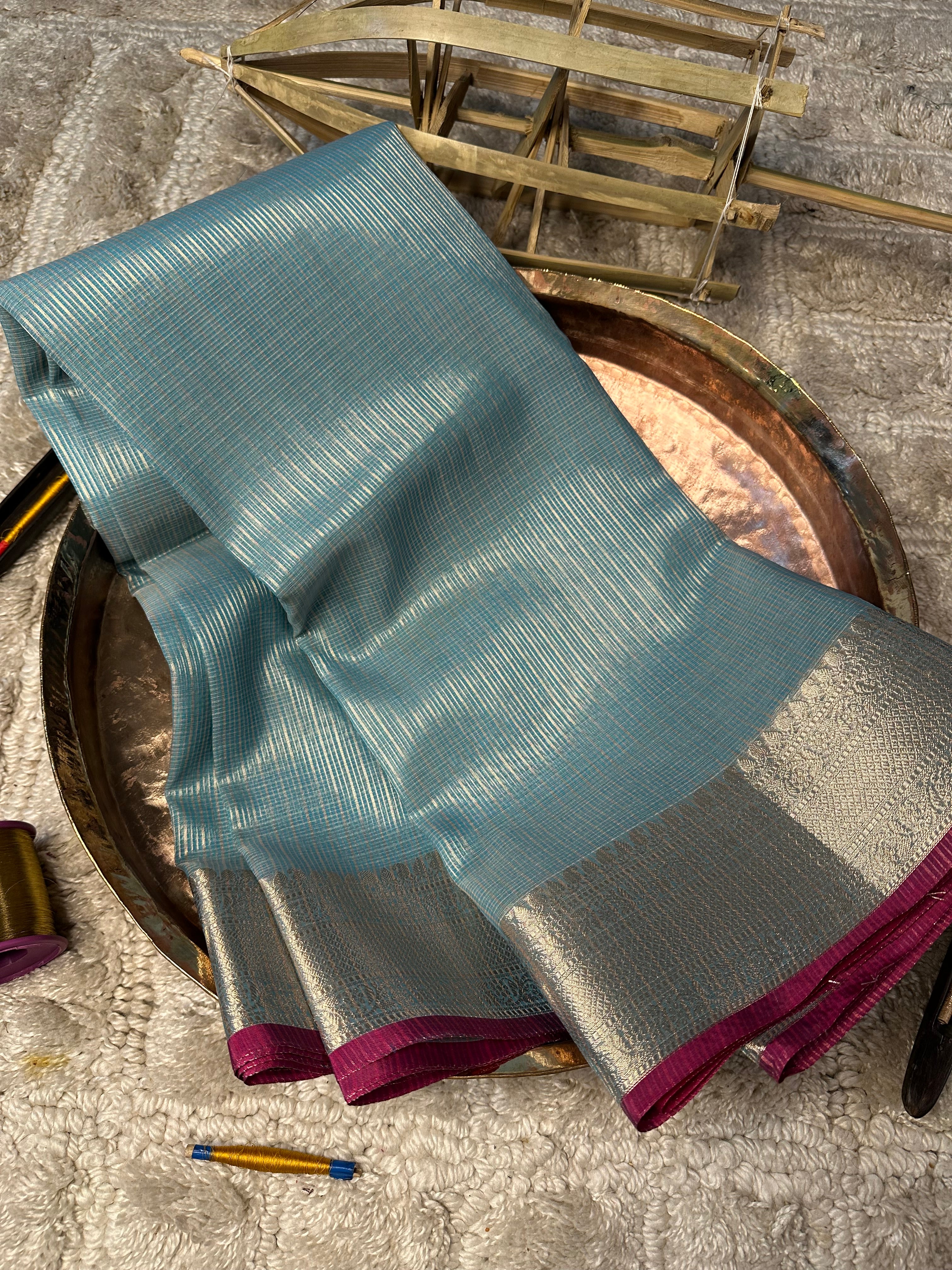 Contemporary Weave Kora Soft Silk Banarasi Saree